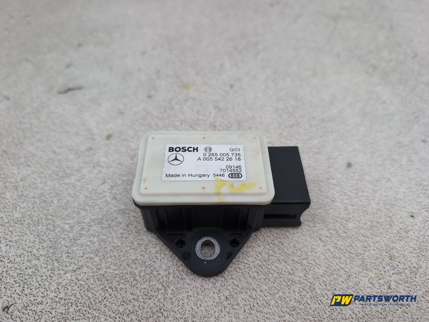 Mercedes-Benz E220 E-Class W212 Yaw Rate Sensor Module A0055422618 2009-2016