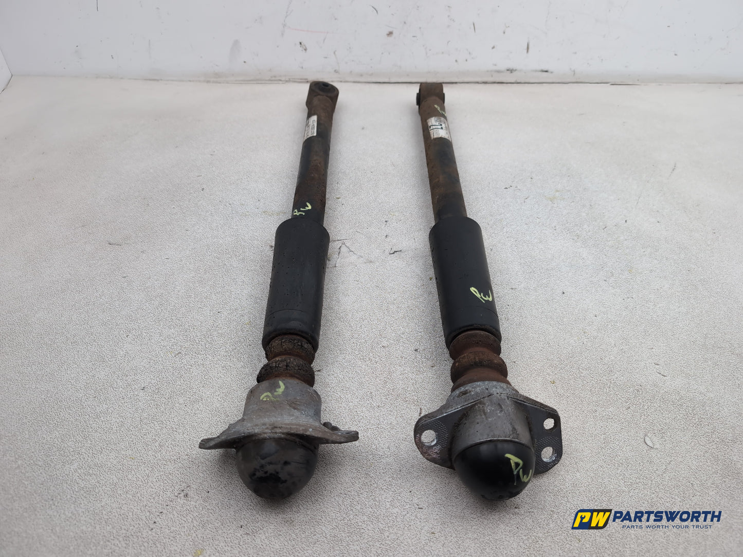 Audi A1 Contrast Edition Tdi Rear Shock Absorber Pack 6r0512011ac 2008-2012