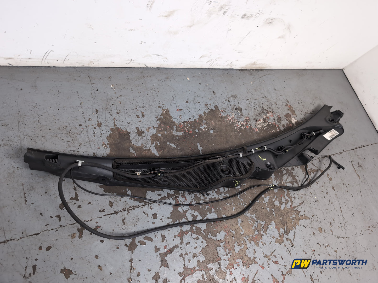 Mercedes-Benz E220 E-Class W212 Saloon Front Scuttle Panel A2128300113 2009-2016 - photo 7