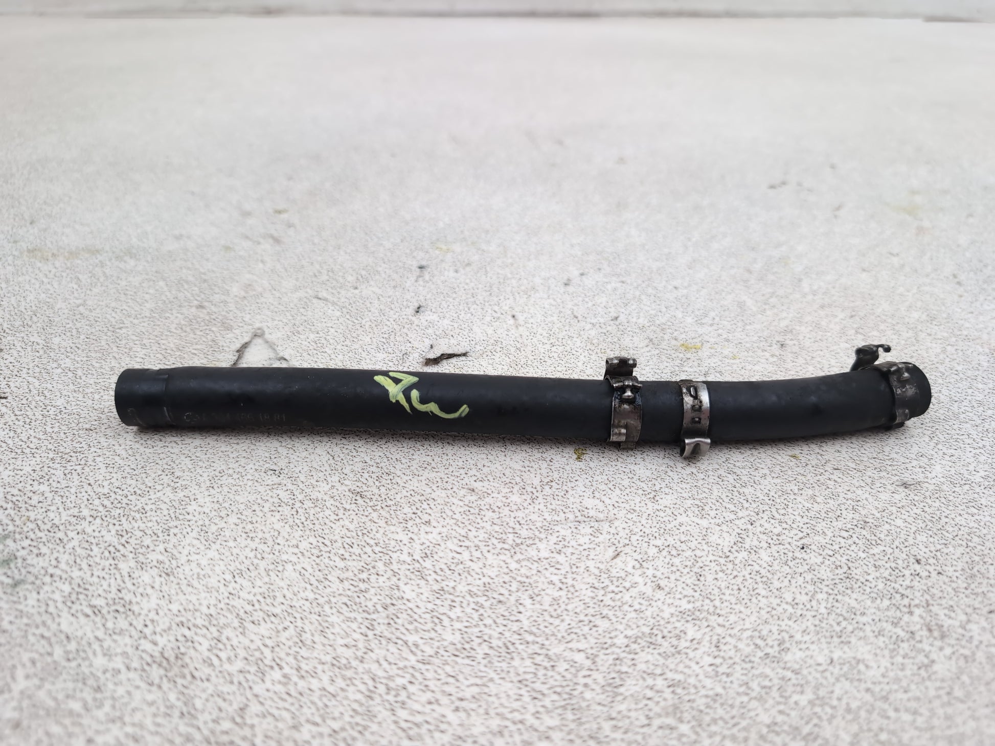 Mercedes-Benz E220 W212 Power Steering Hose Fluid Oil Pipe Line A2044661881
