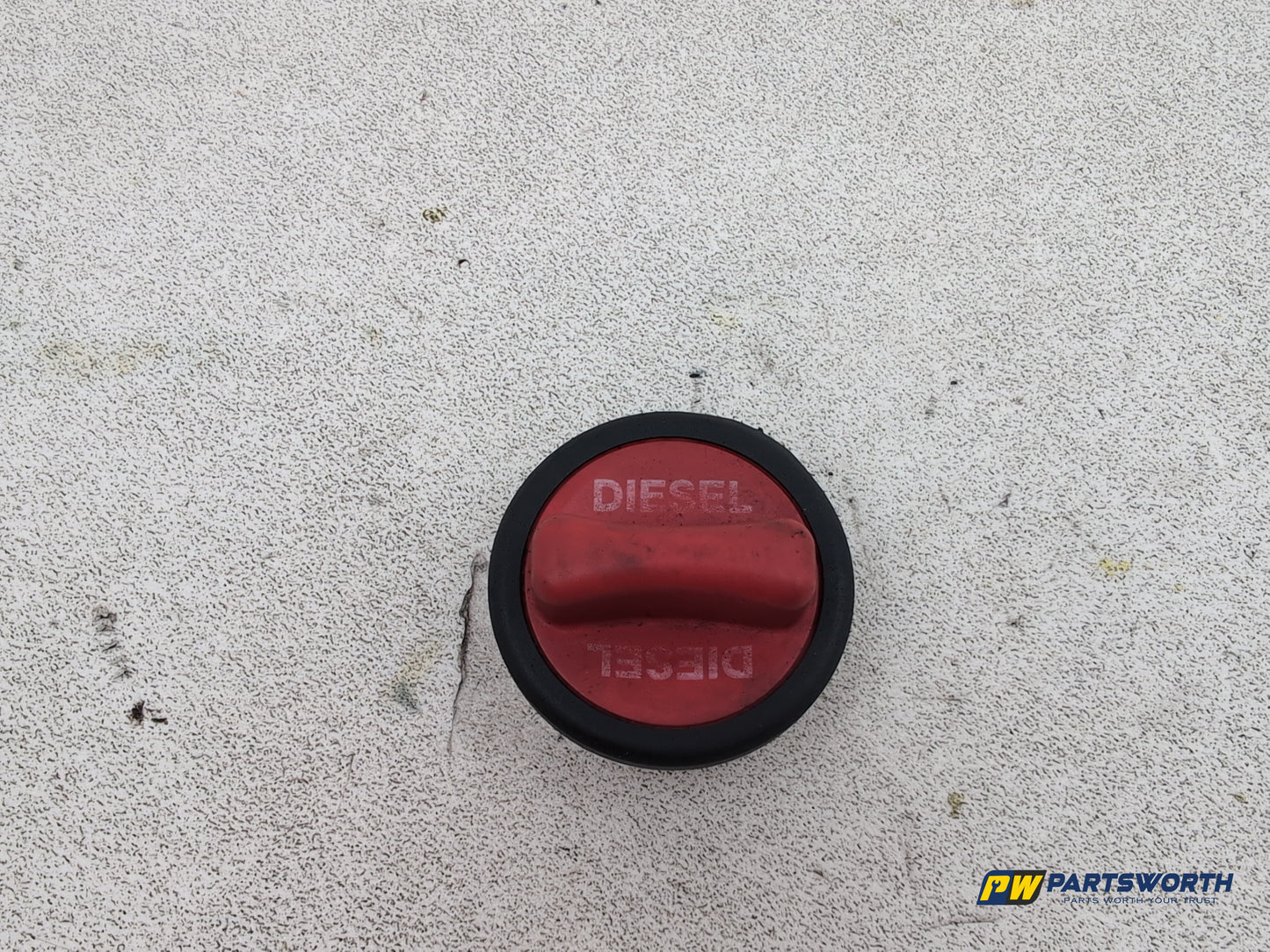 Mercedes-Benz E220 W212 Diesel Fuel Filler Cap Tank In Red A2204700705