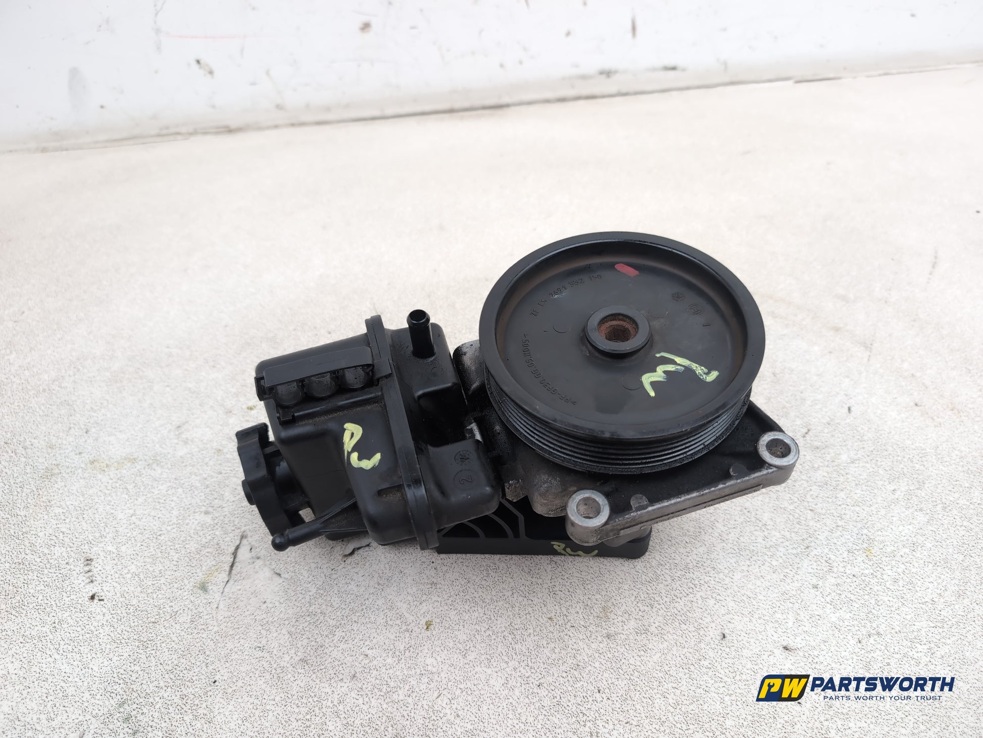 Mercedes-Benz E220 Blueef-Cy W212 Power Steering Pump 7691332150
