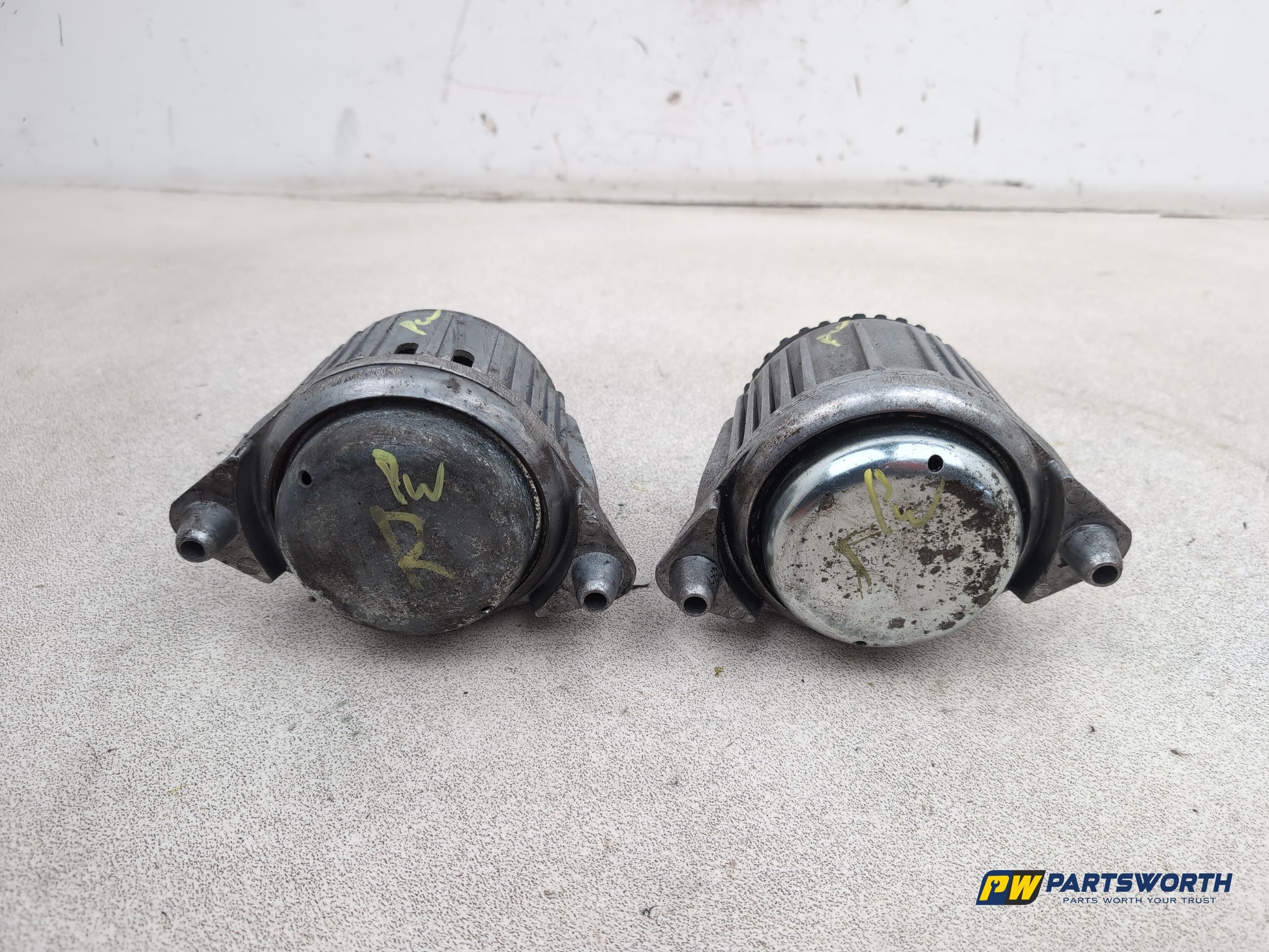 Mercedes-Benz E220 W212 Blueef-Cy Se Cdi A Set Of Engine Mounts Lh Rh Om 651.924