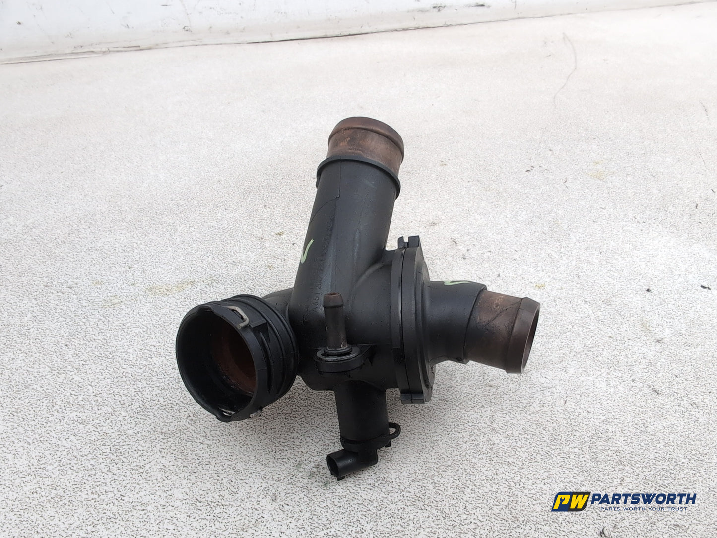 Mercedes-Benz E220 E-Class W212 Thermostat Housing A6512000615 2009-2016