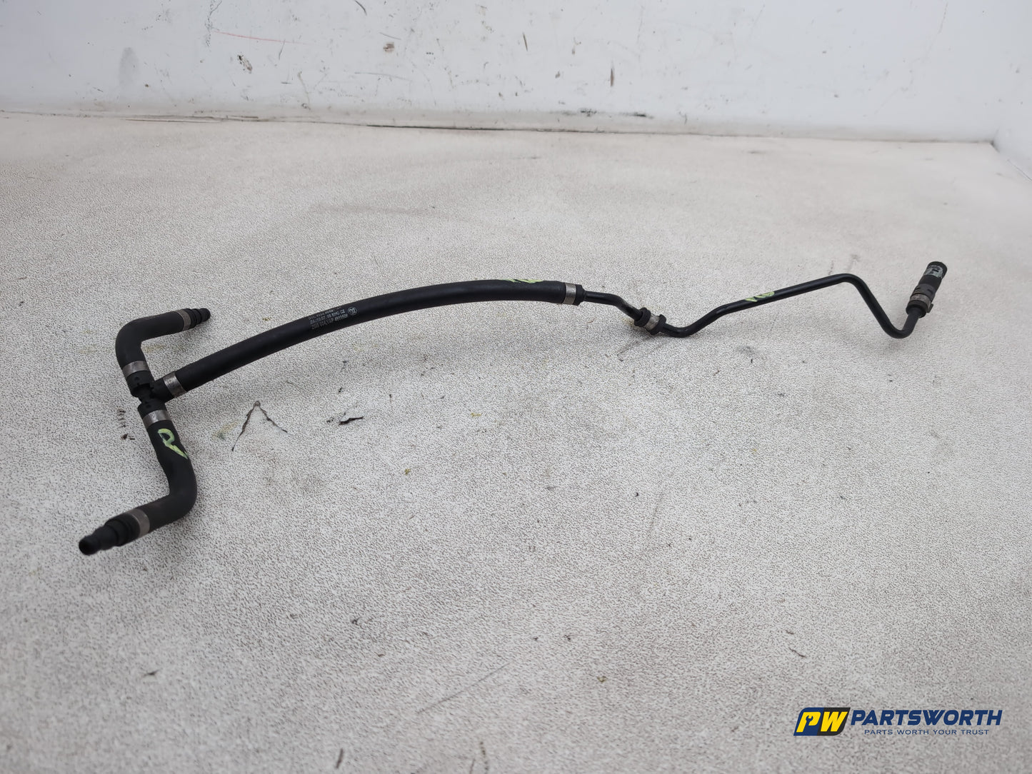 Mercedes-Benz E220 E-Class W212 Coolant Hose Pipe A2125010825 2009-2016
