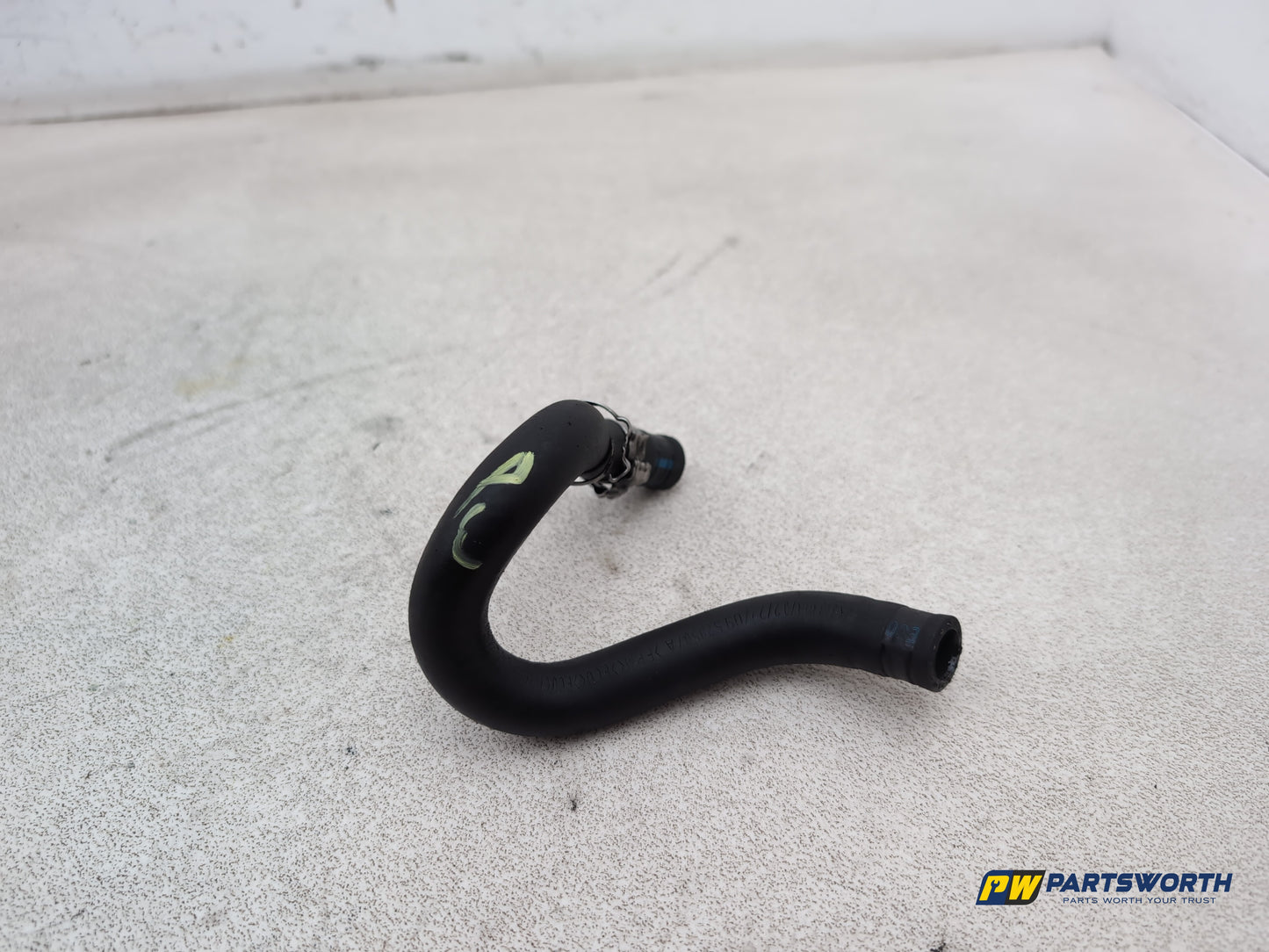 Mercedes-Benz E220 E-Class W212 Coolant Hose Pipe 2009-2016