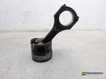 Mercedes-Benz E220 E-Class W212 Diesel 2.1l Piston With Conrod Om 651.924