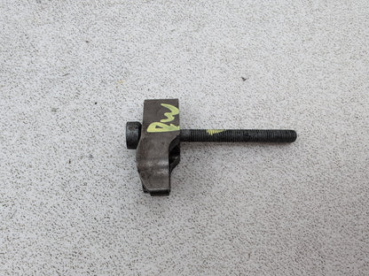 Mercedes-Benz E220 E-Class W212 2.1l Diesel Fuel Injector Clamp With Bolt