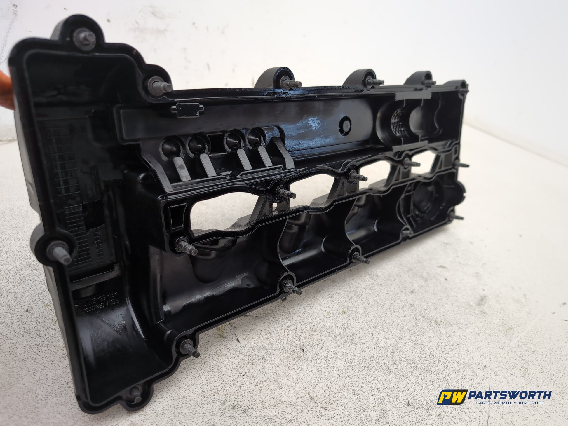 Mercedes-Benz E220 E-Class 2.1l Diesel Engine Rocker Valve Cover A6510102844 - photo 7