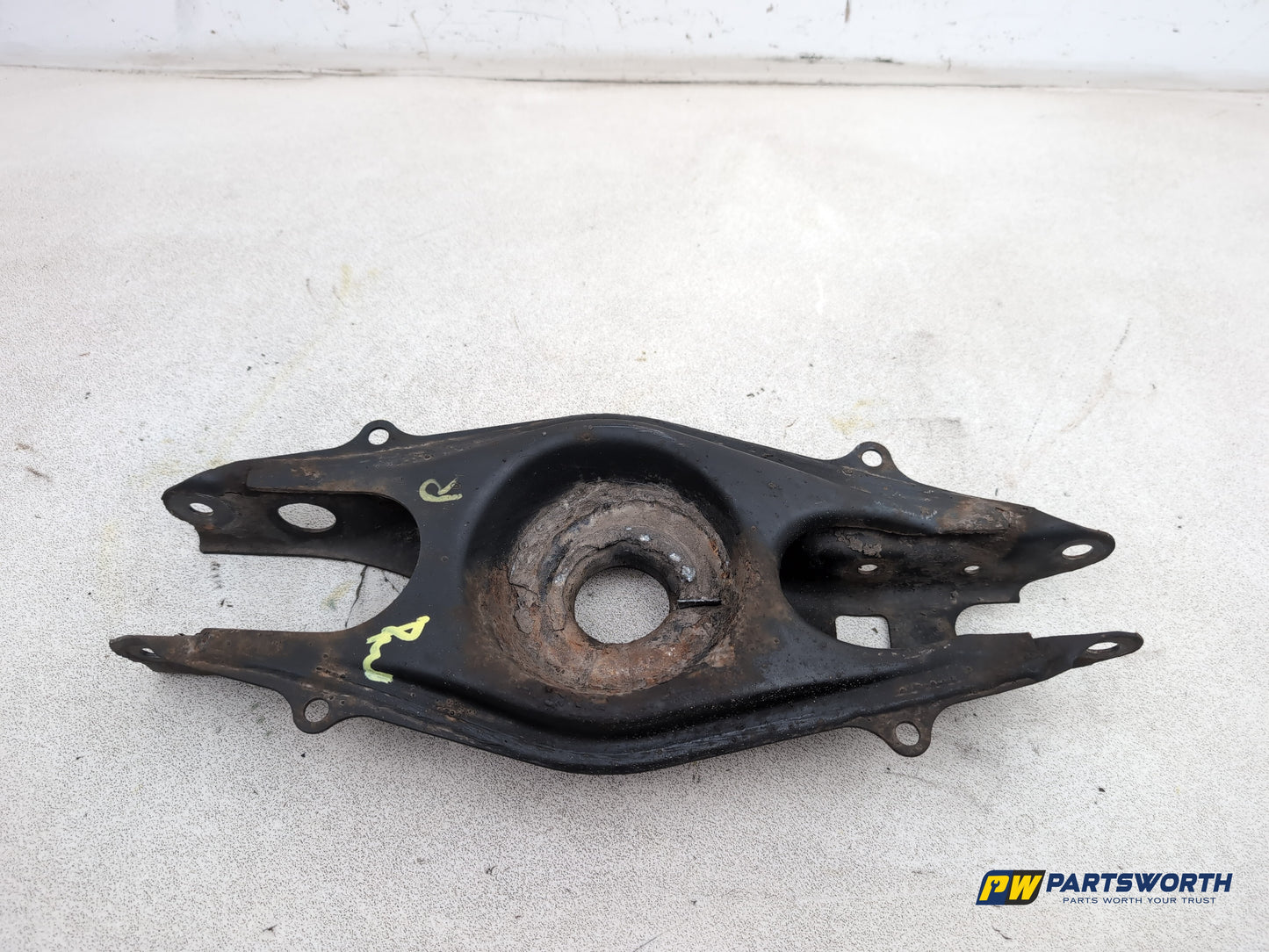 Mercedes-Benz E220 E-Class W212 Wishbone Lower Control Arm Rear Right 2009-2013