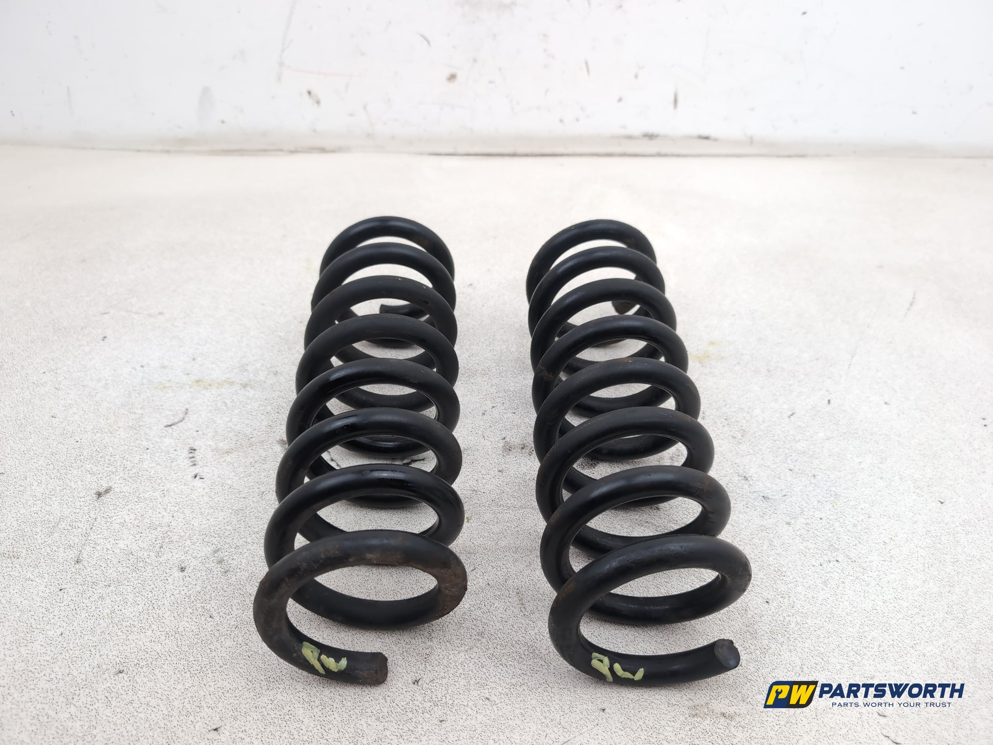 Mercedes-Benz E220 E-Class W212 Blueef-Cy Se Cdi Front Coil Sprig Pair 2009-2013