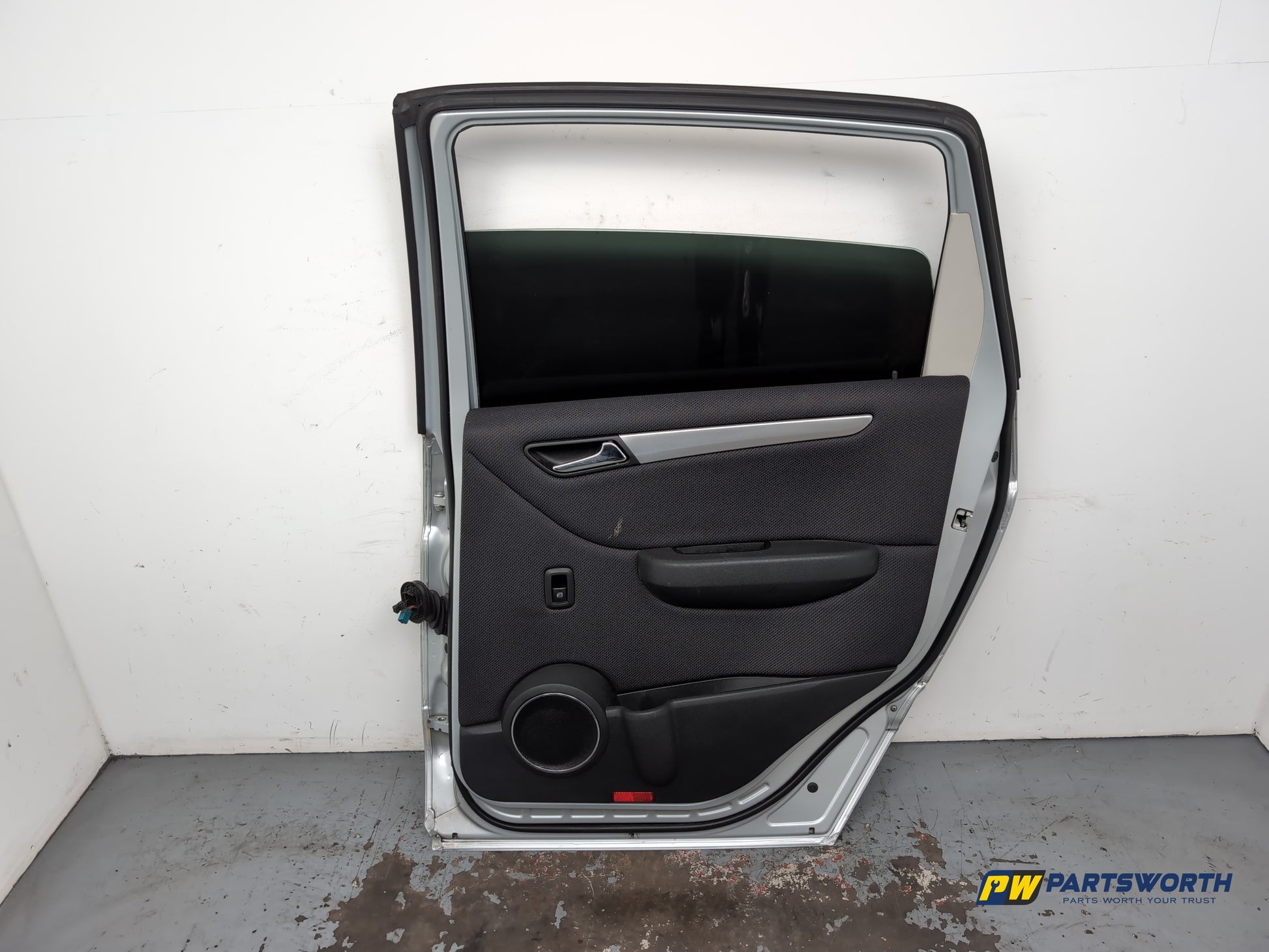 Mercedes-Benz B200 B-Class W245 Door Rear Rh Driver Side Silver 761 2005-2011 - photo 7