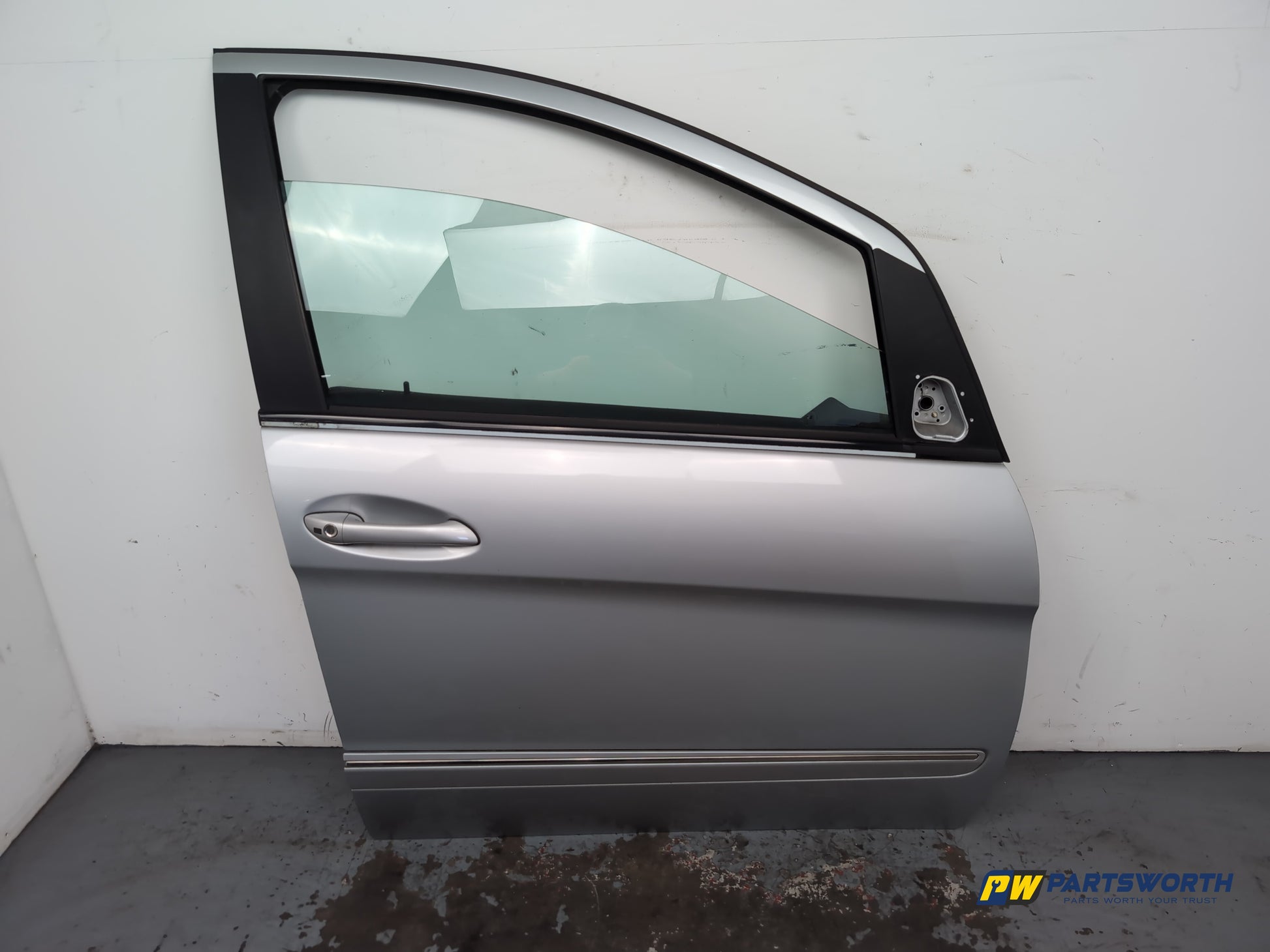 Door Front RH 1