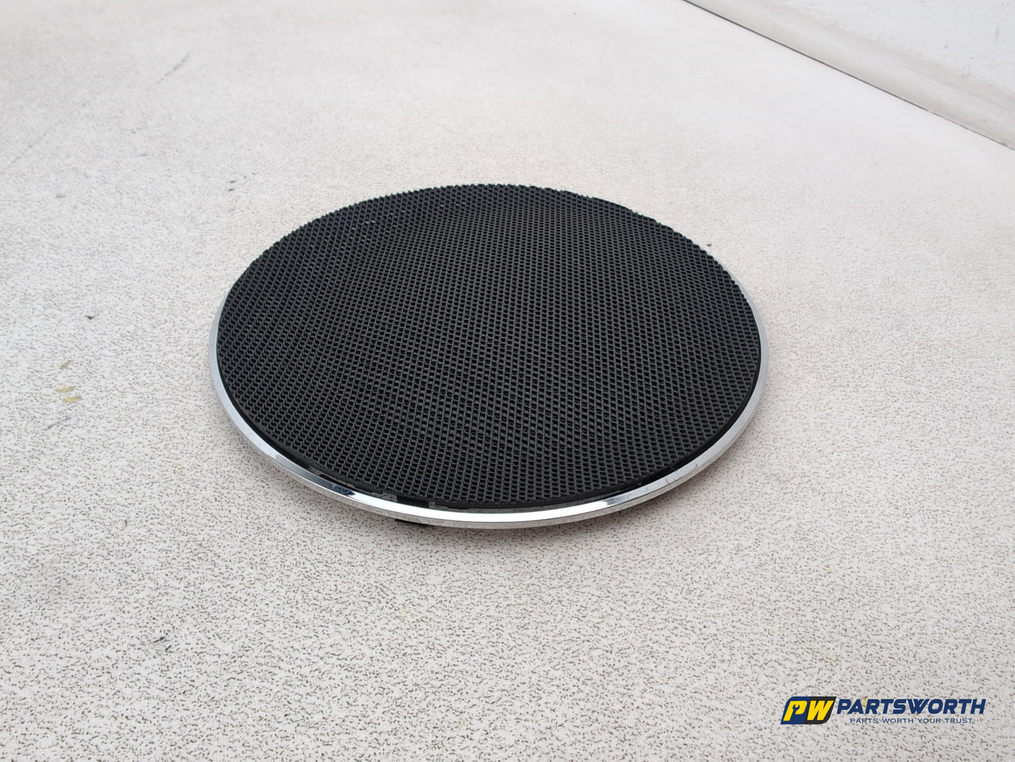 Mercedes-Benz B200 B-Class W245 Large Front Door Speaker Cover Grille Trim