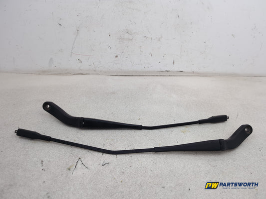 Wiper Front Arm 1