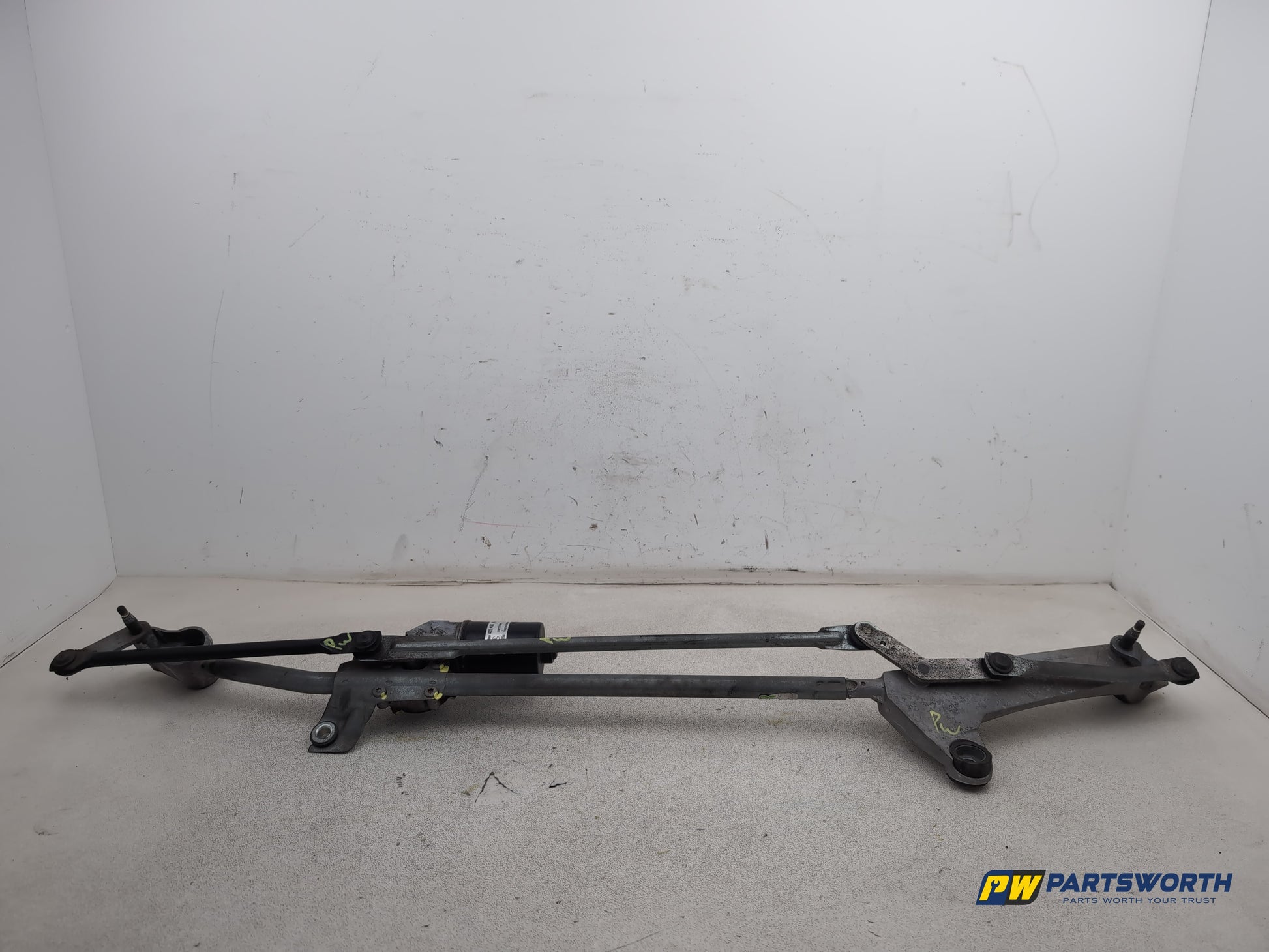Mercedes-Benz B200 B-Class W245 Front Wiper Motor A1698201840 2005-2011
