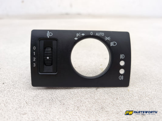 Mercedes-Benz B200 B-Class W245 Headlight Switch Surround Trim A1696801065