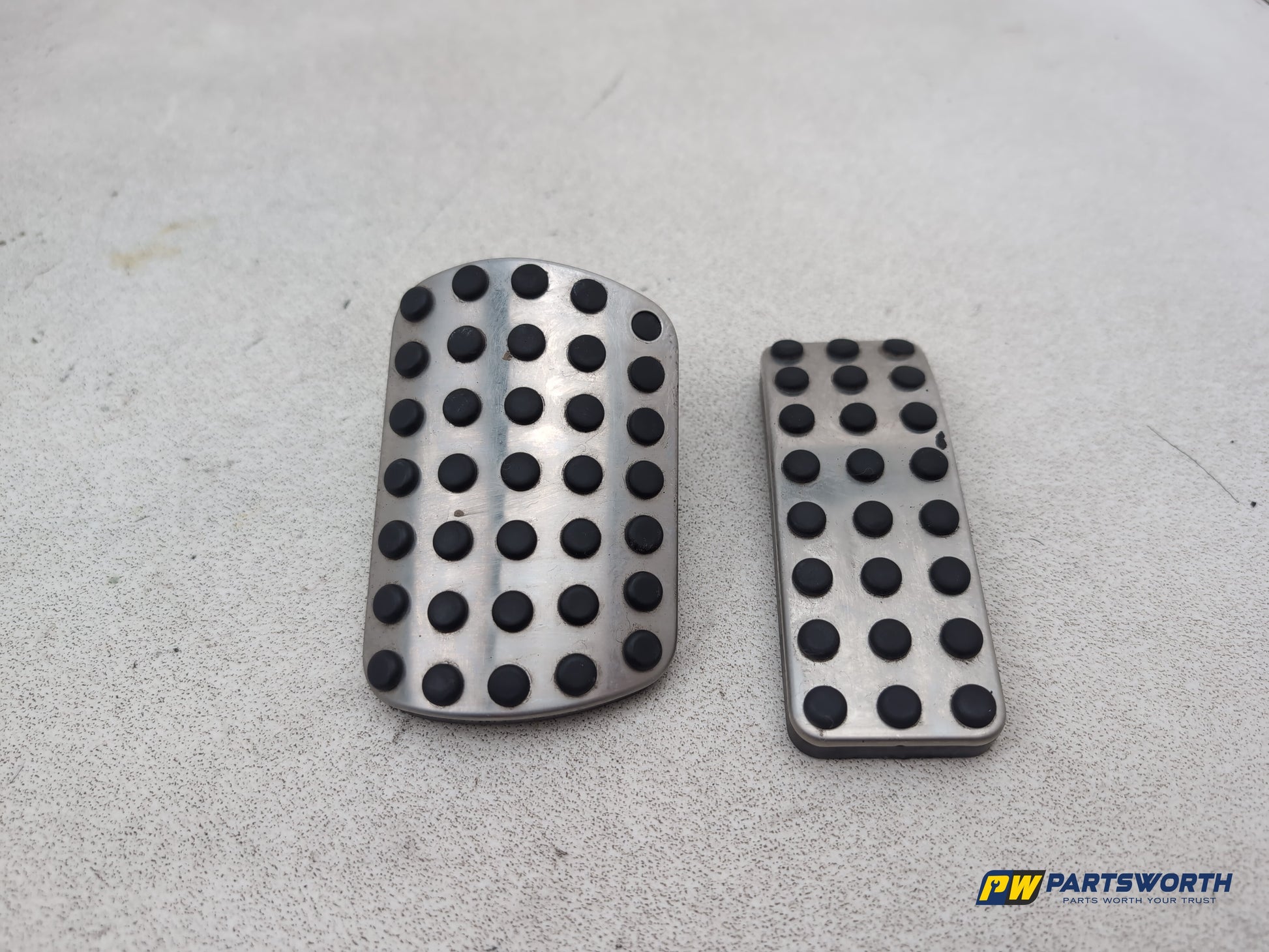 Mercedes-Benz B200 B-Class W245 Pedal Cover A1702900182 2005-2011