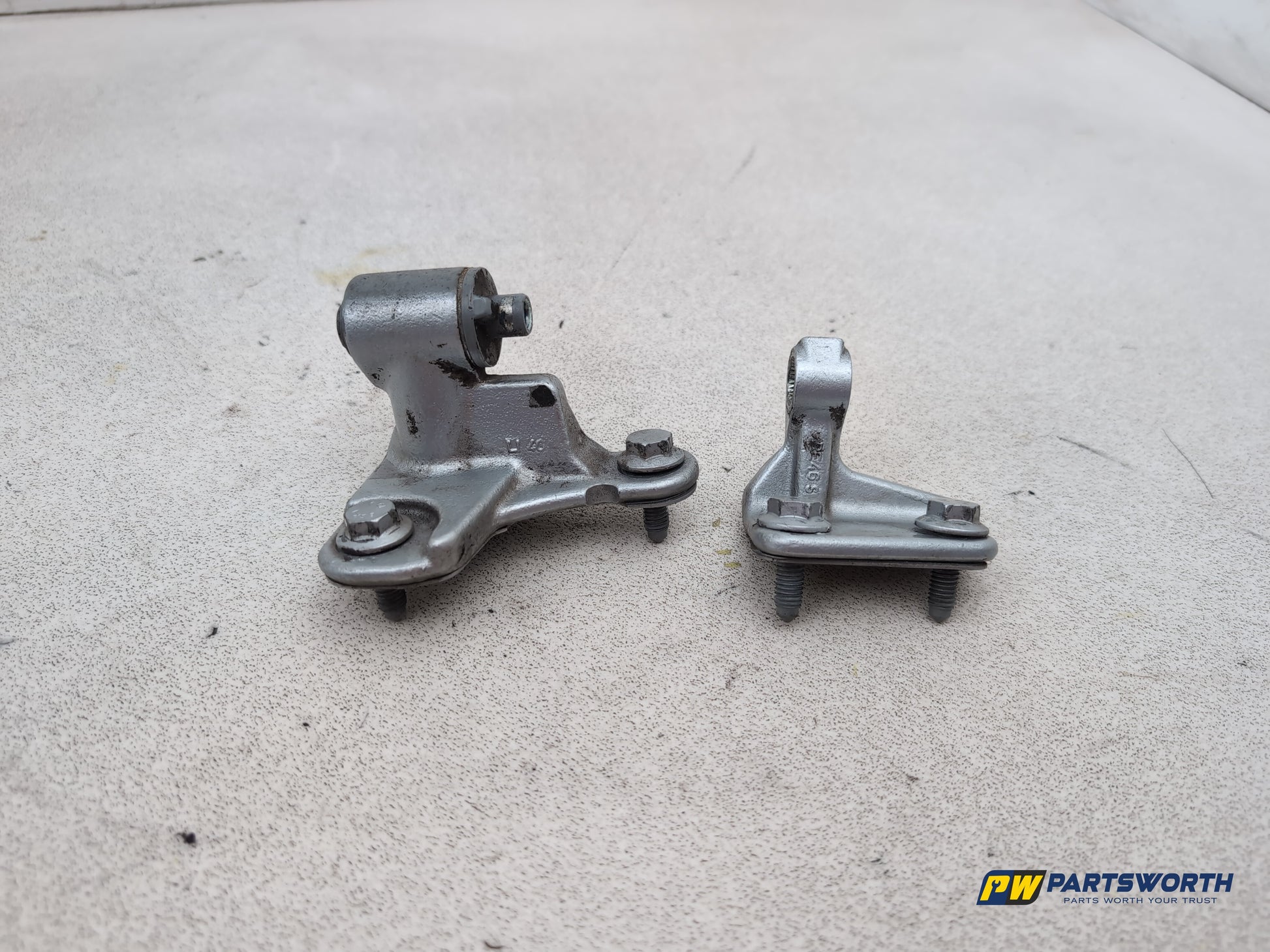 Mercedes-Benz B200 B-Class W245 Door Back Hinge Lh Passenger Side 2005-2011