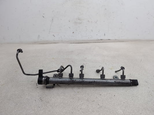 Fuel Rail 1