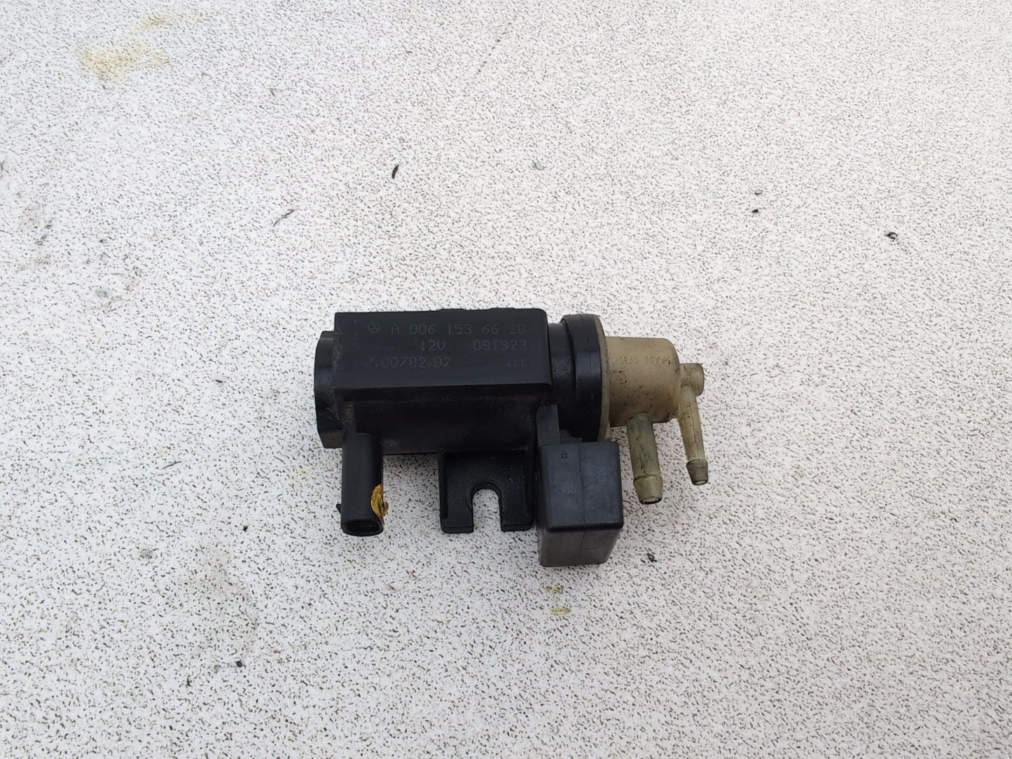 Mercedes-Benz B200 B-Class W245 2.0l Diesel Turbo Vacuum Solenoid Valve