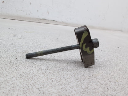 Mercedes-Benz B200 B-Class W245 2.0l Diesel Fuel Injecor Holding Clamp 2005-2011