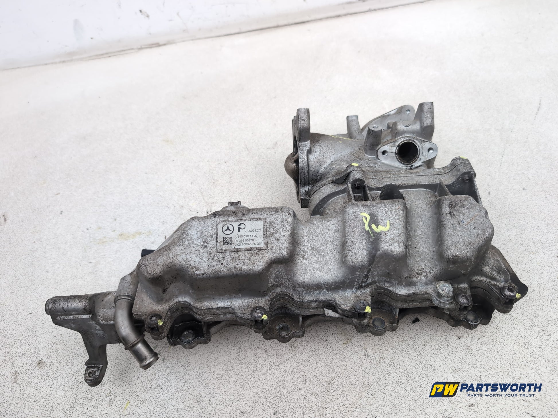 Mercedes-Benz B200 B-Class W245 2.0l Diesel Engine Inlet Manifold A6400901437
