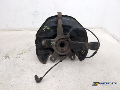 Mercedes-Benz B200 B-Class W245 2.0l Diesel Wheel Hub Front Rh Driver Side