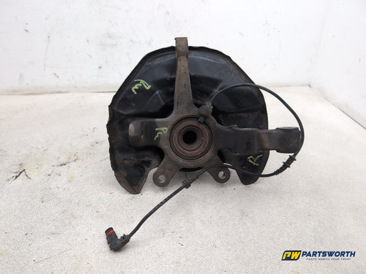 Mercedes-Benz B200 B-Class W245 2.0l Diesel Wheel Hub Front Rh Driver Side