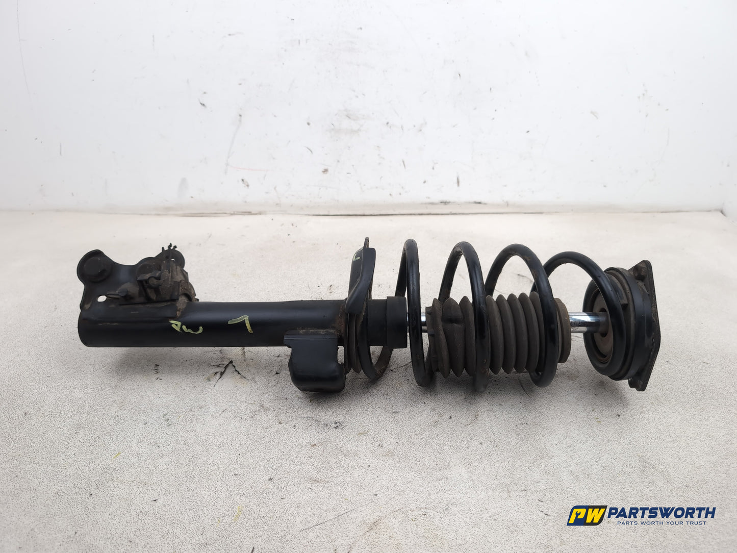 Mercedes-Benz B200 B-Class W245 2.0l Diesel Shock Absorber Front Lh Passenger