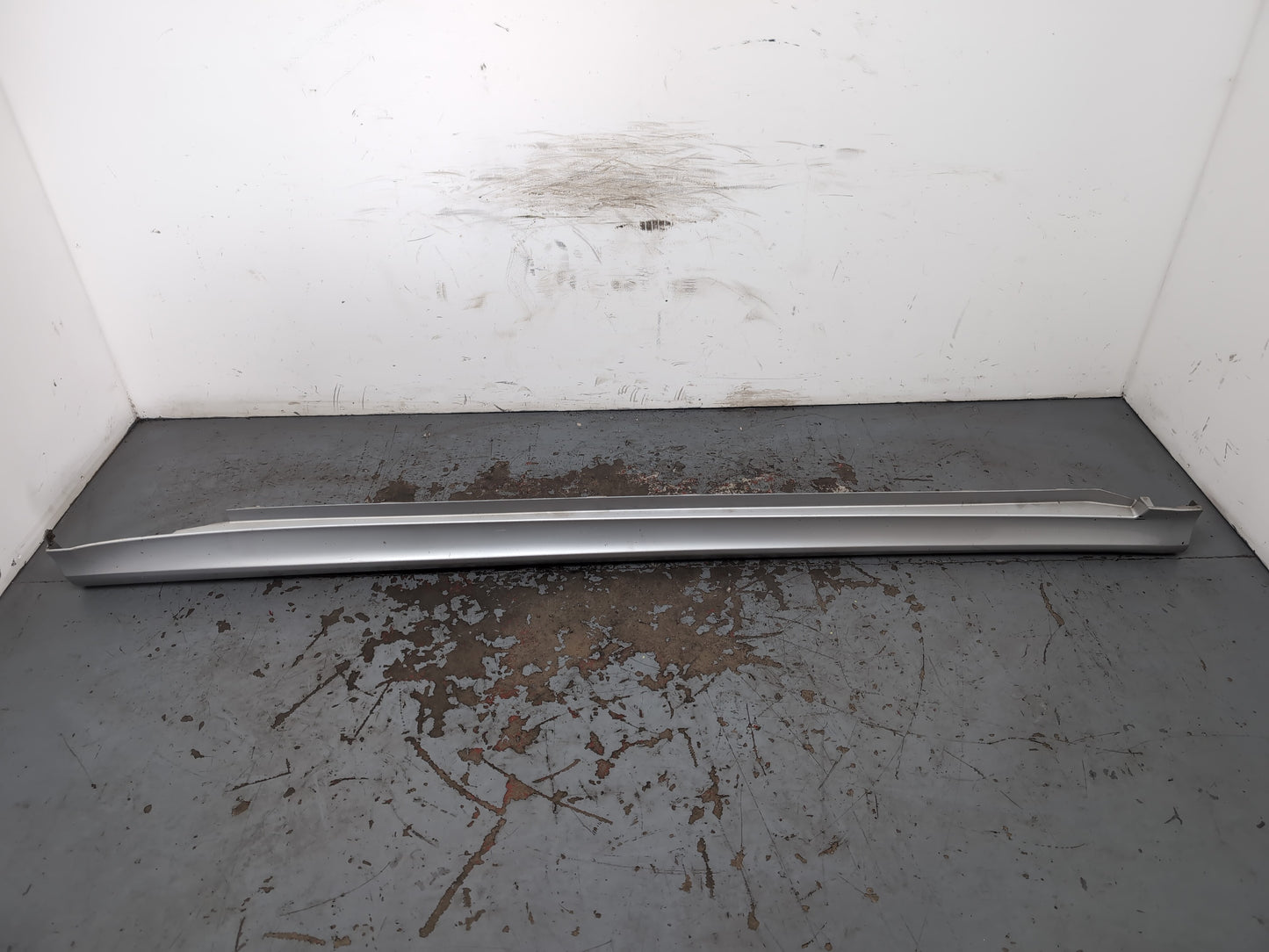Mercedes-Benz B200 Sport B-Class W245 Mpv Side Skirt Lh Passenger Side Silver