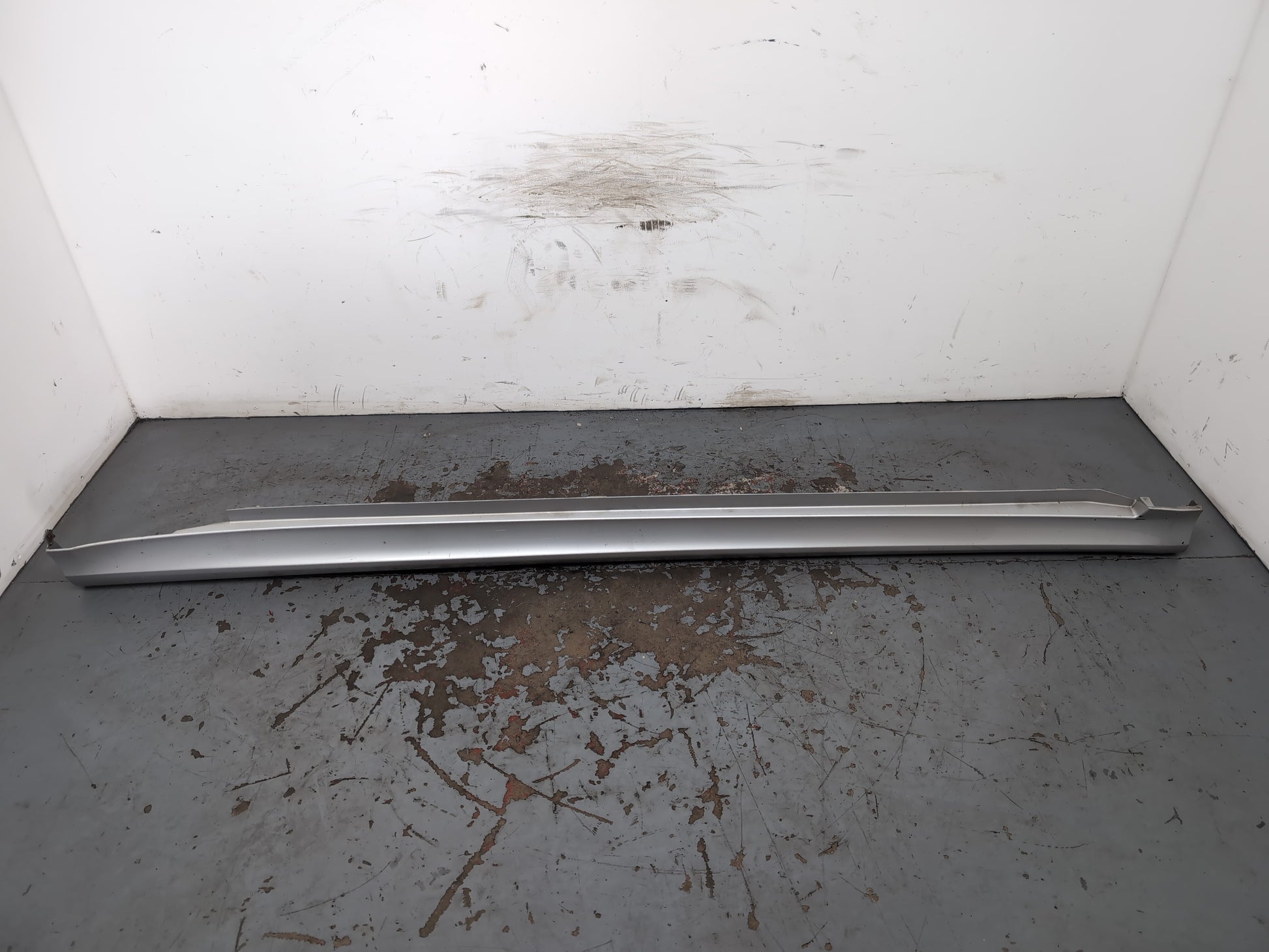 Mercedes-Benz B200 Sport B-Class W245 Mpv Side Skirt Lh Passenger Side Silver