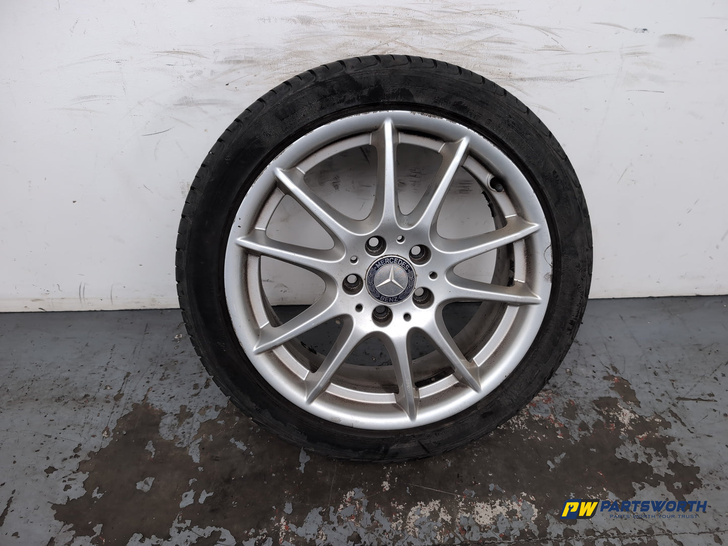 Mercedes-Benz B200 B-Class W245 Wheel With Tyre 215/45 R17 A1694012602 - photo 3