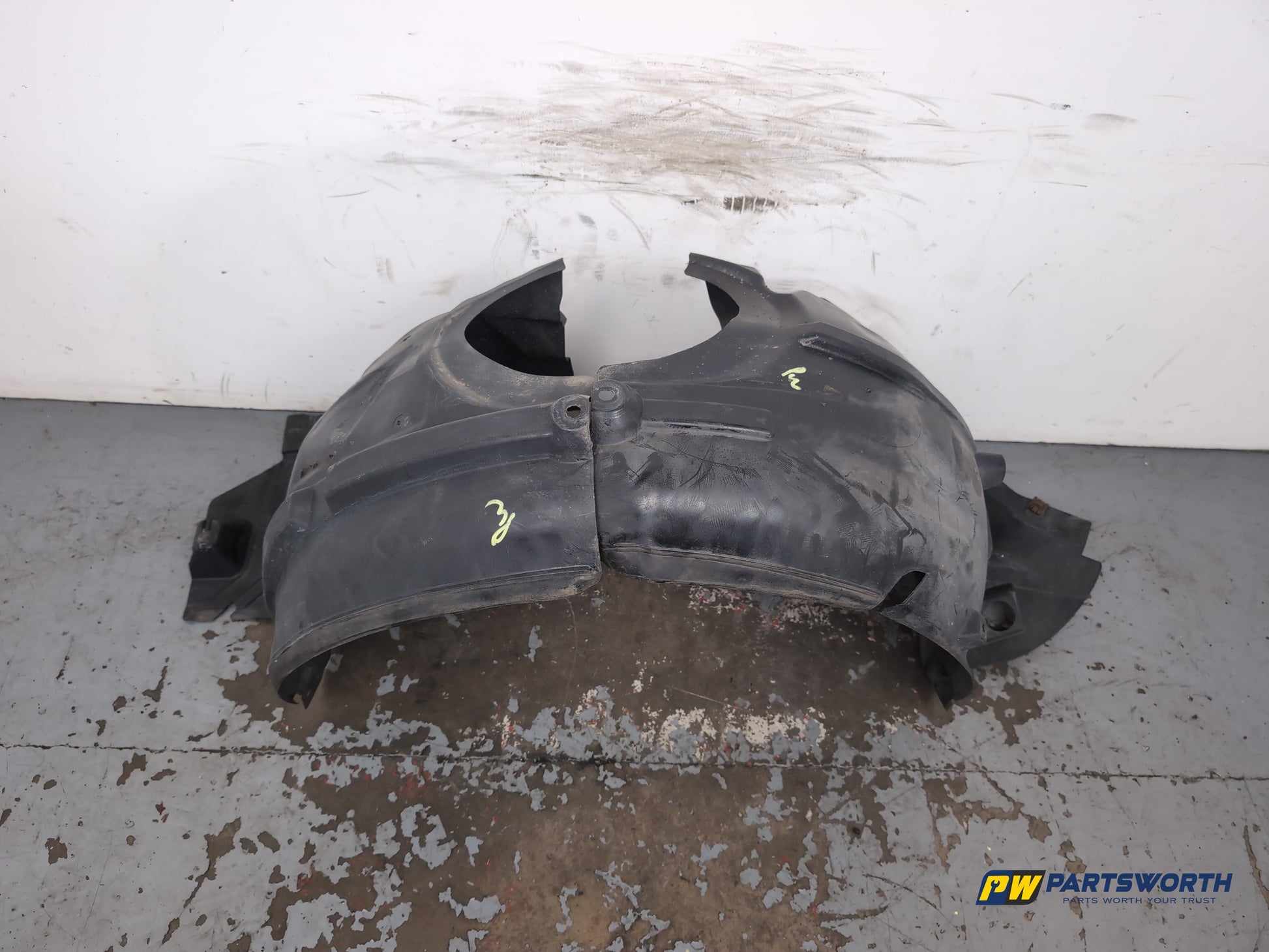 Mercedes-Benz E220 E-Class W212 Moulding Wheel Arch Front Rh Driver Side