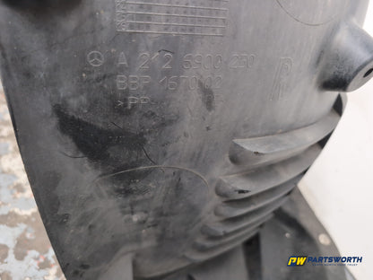 Mercedes-Benz E220 E-Class W212 Moulding Wheel Arch Front Rh Driver Side - photo 5