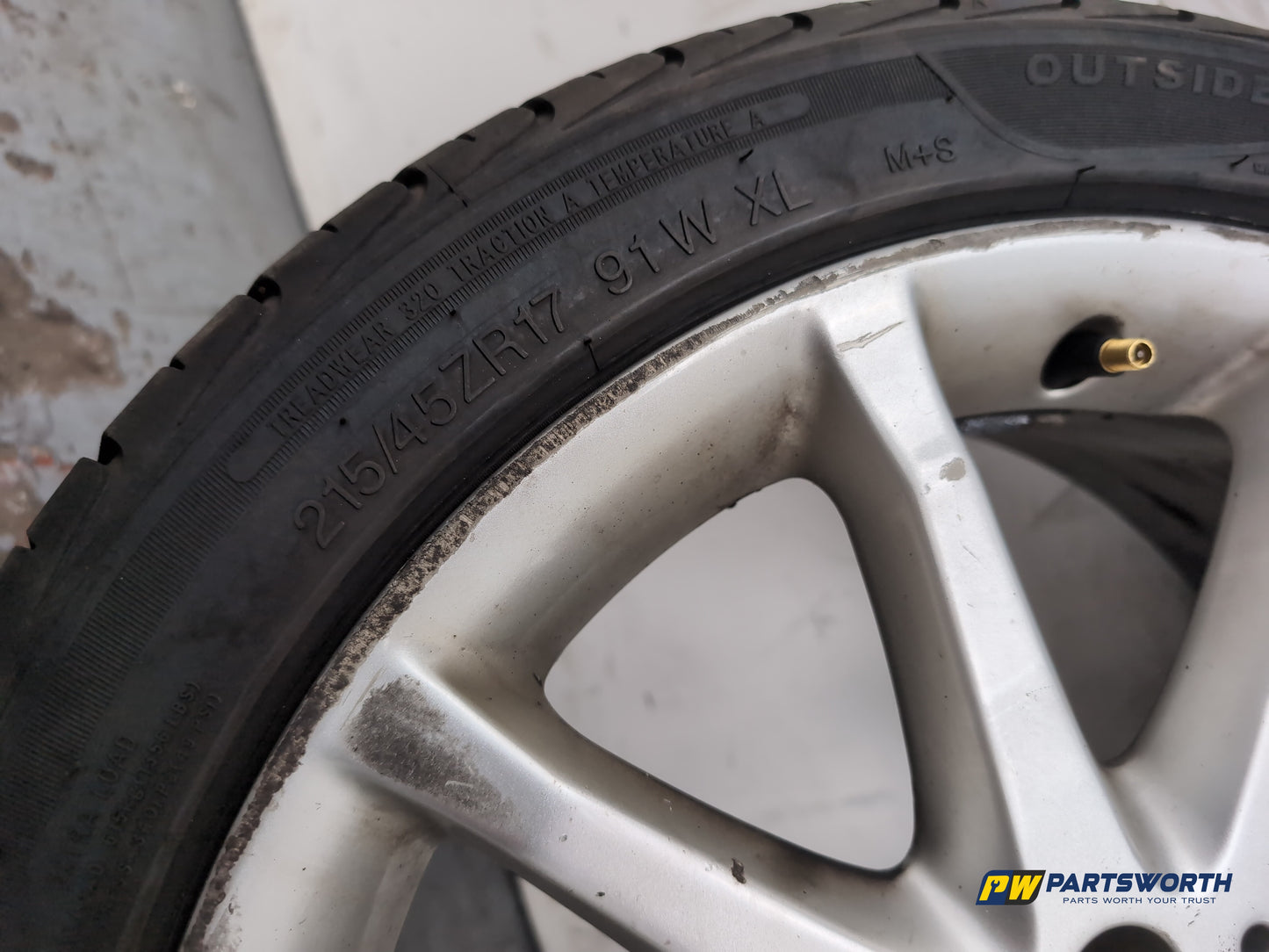 Mercedes-Benz B200 B-Class W245 Wheel With Tyre 215/45 R17 A1694010702 - photo 7