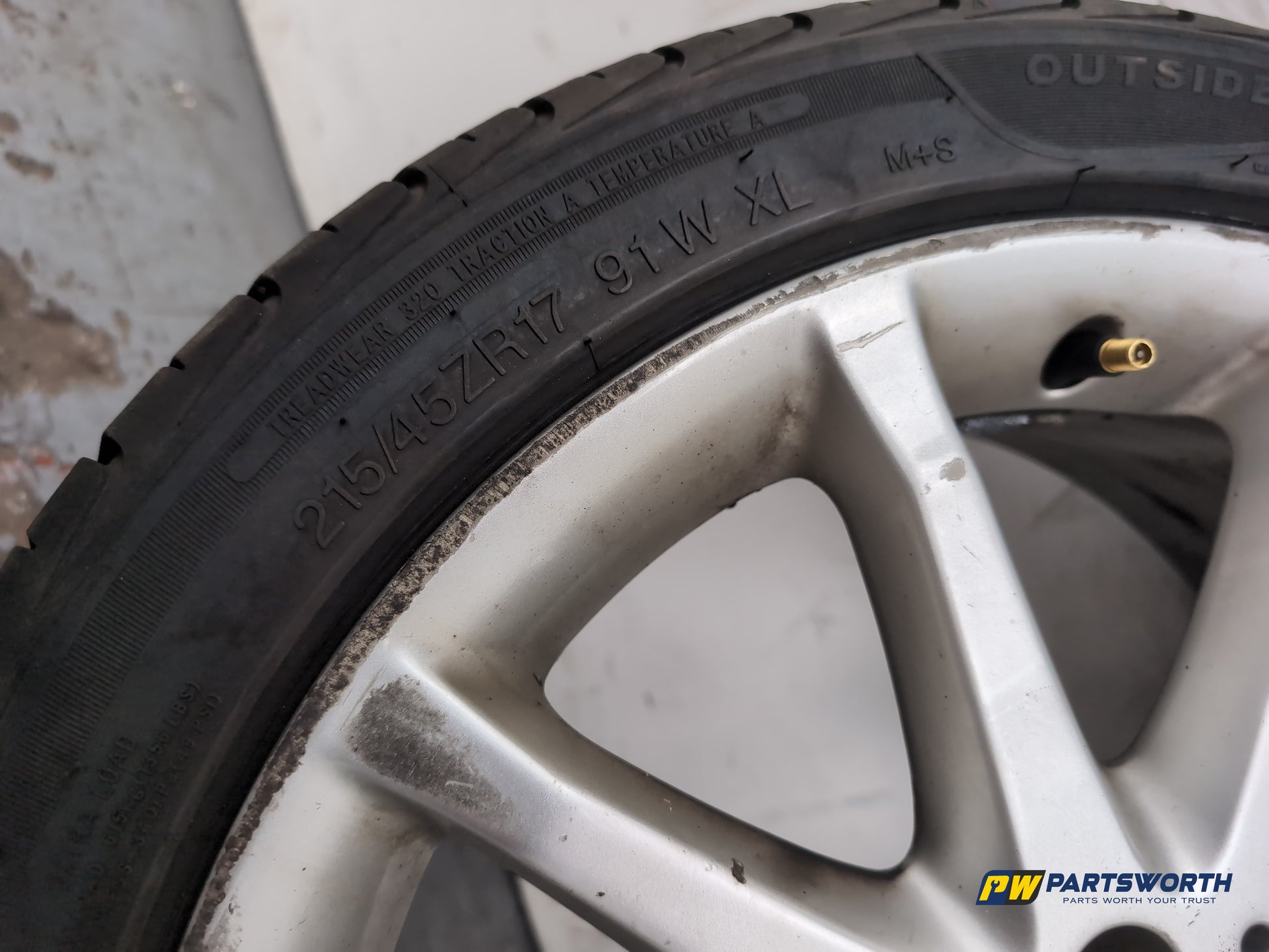 Mercedes-Benz B200 B-Class W245 Wheel With Tyre 215/45 R17 A1694010702 - photo 7
