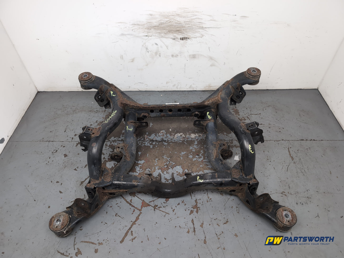 Volkswagen Touareg Altitude V6 Tdi 3.0l Diesel Subframe Asswmbly Rear 2007-2010