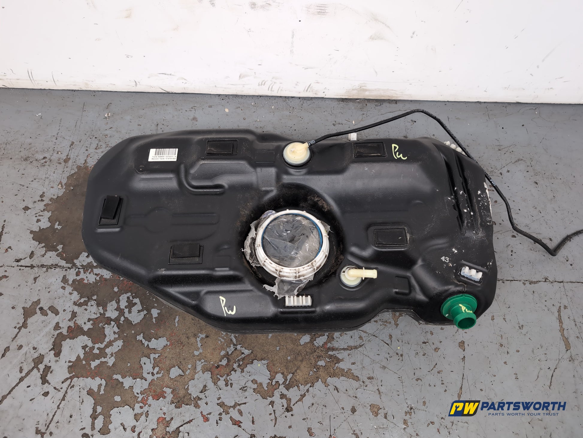 Vauxhall Corsa Se 1.2l Petrol Fuel Tank A 12 Xer 13204556 2006-2014