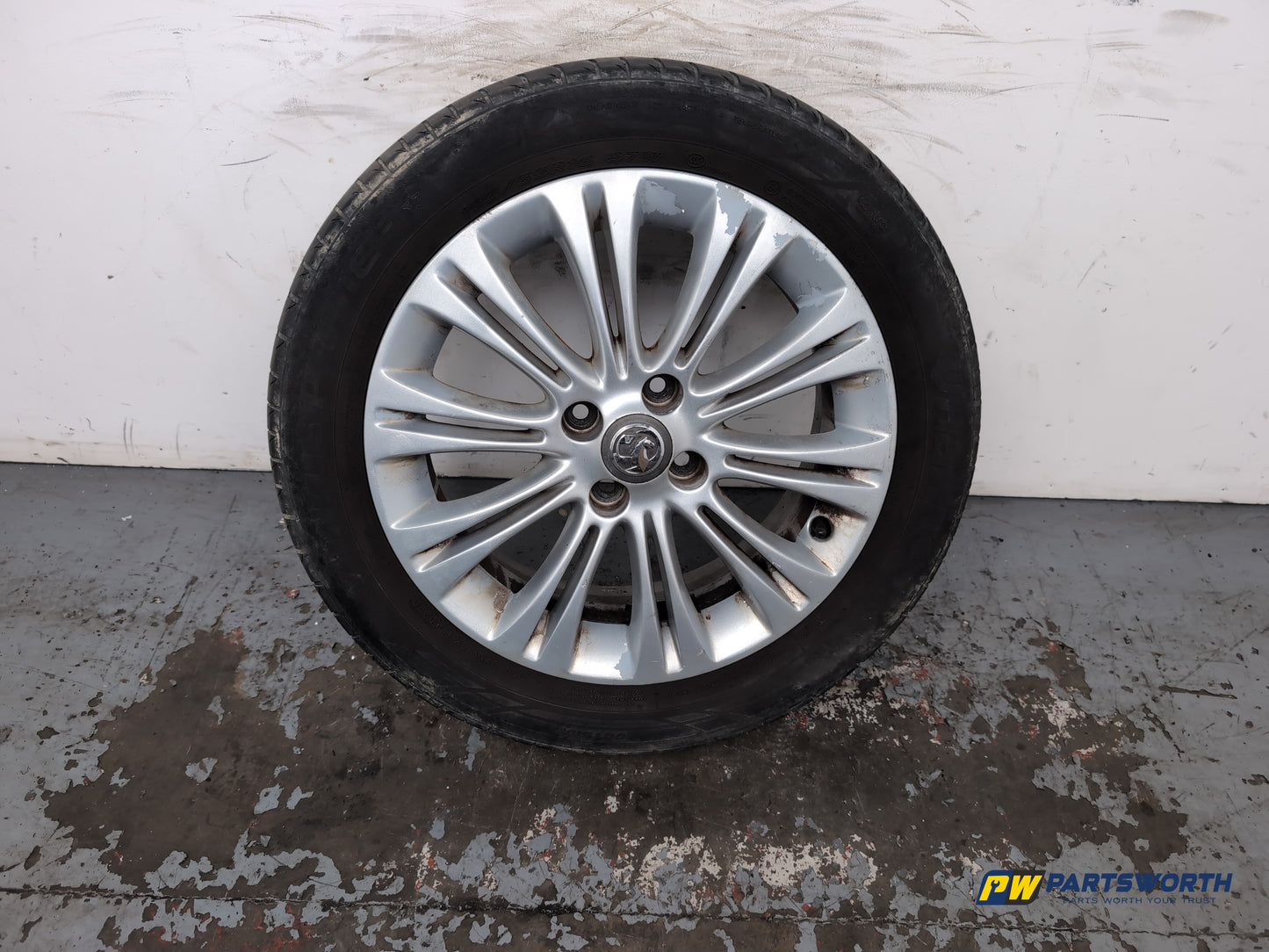 Vauxhall Corsa Se Alloy Wheel With Tyre 195/55 R16 13298019