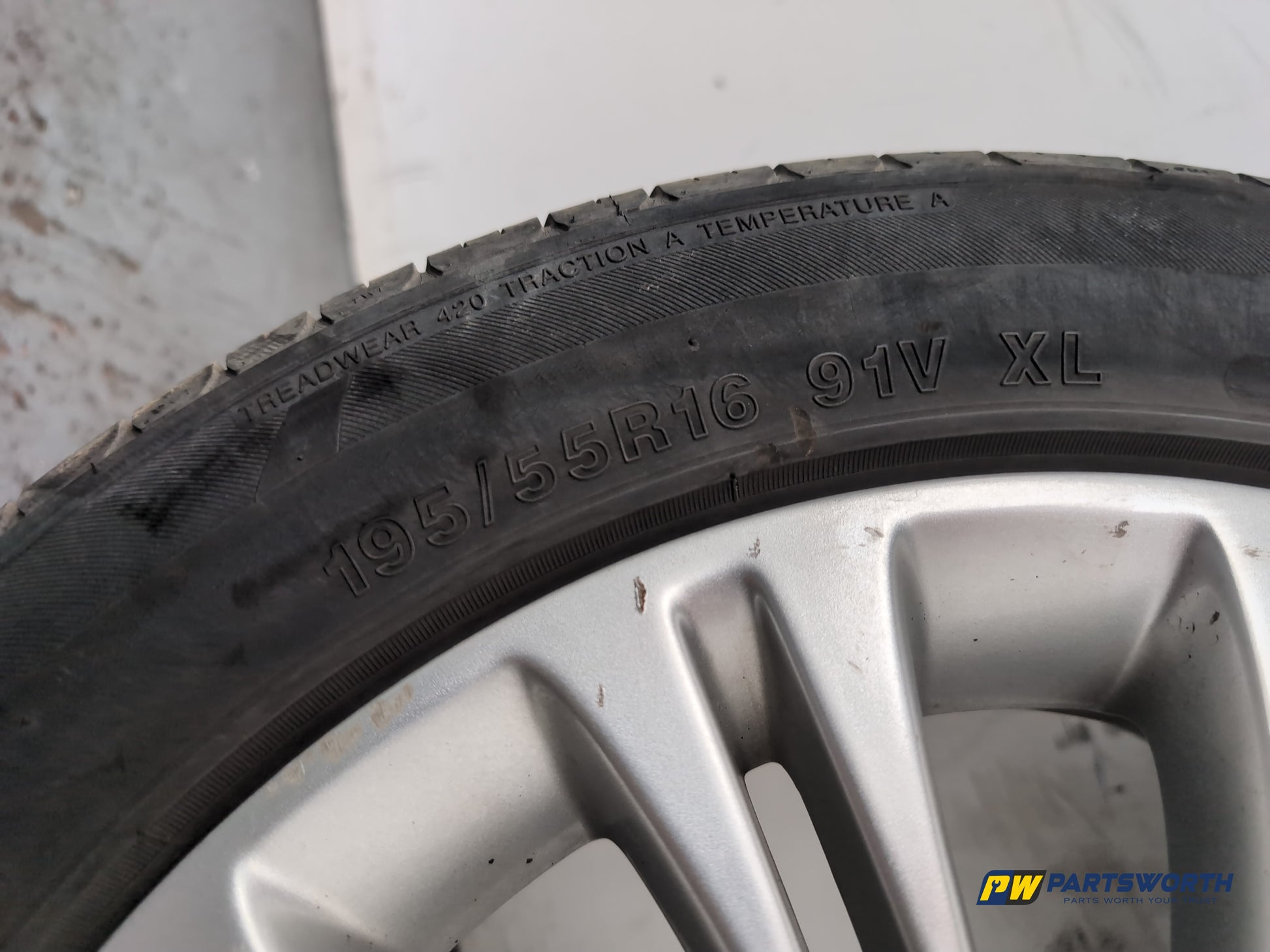 Wheel Road Alloy 7