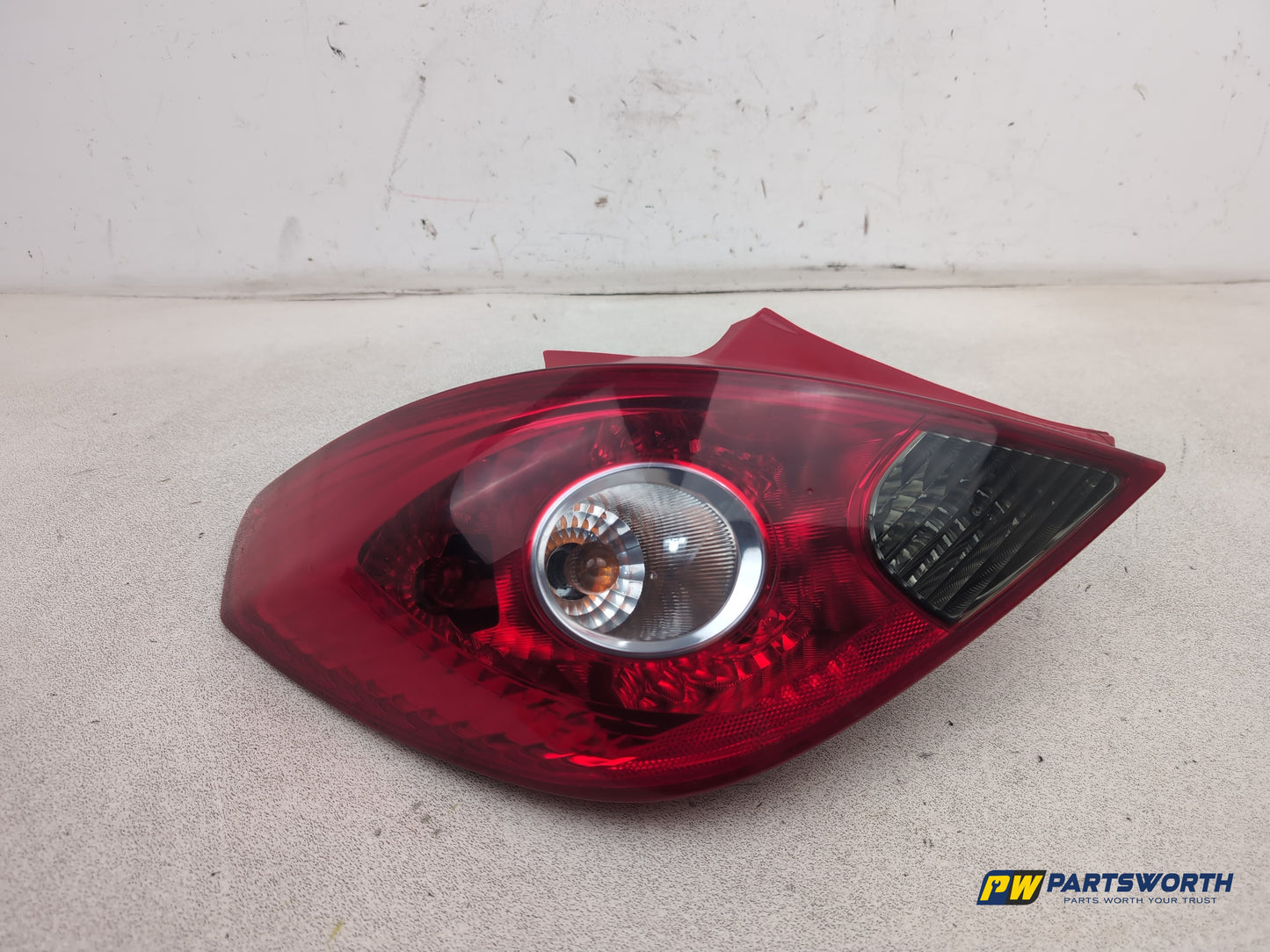 Vauxhall Corsa Se Lamp Assenbly Rear Lh Passenger Side 13211840 2006-2011