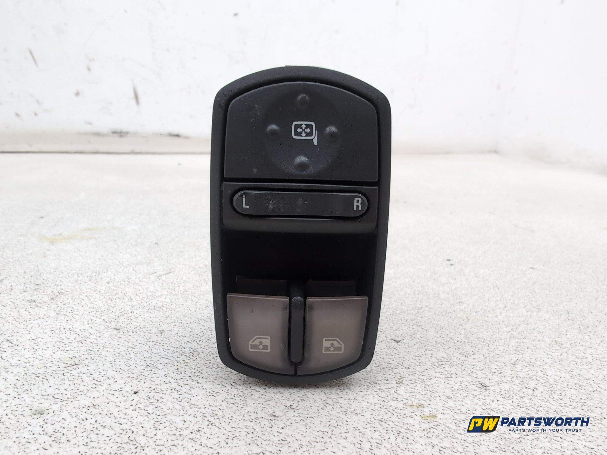 Vauxhall Corsa Se Front Window Switch Driver Side Right 13258522 2006-2014