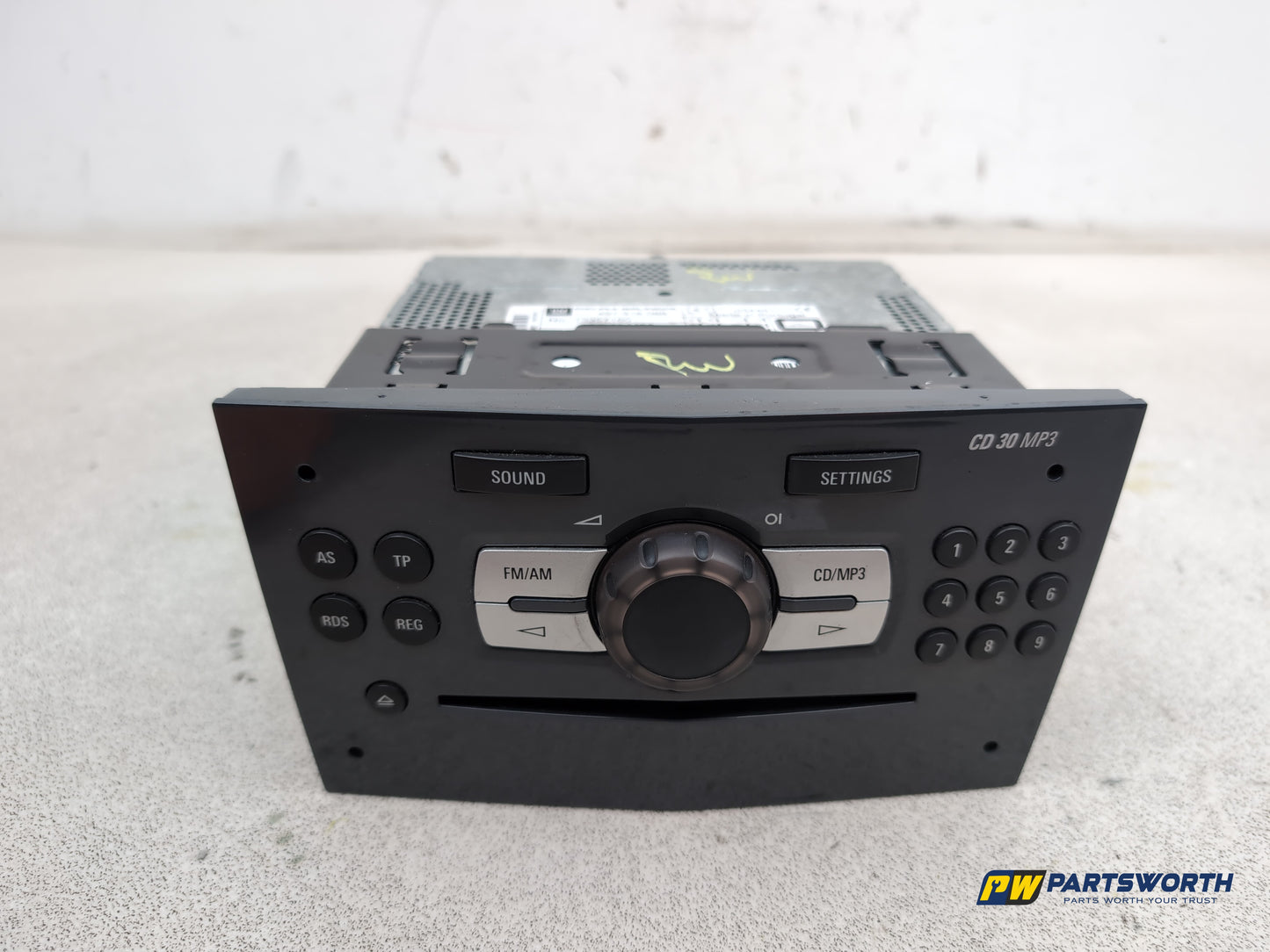 Vauxhall Corsa Se Multimedia Radio Cd Player Head Unit 497316088 2006-2014