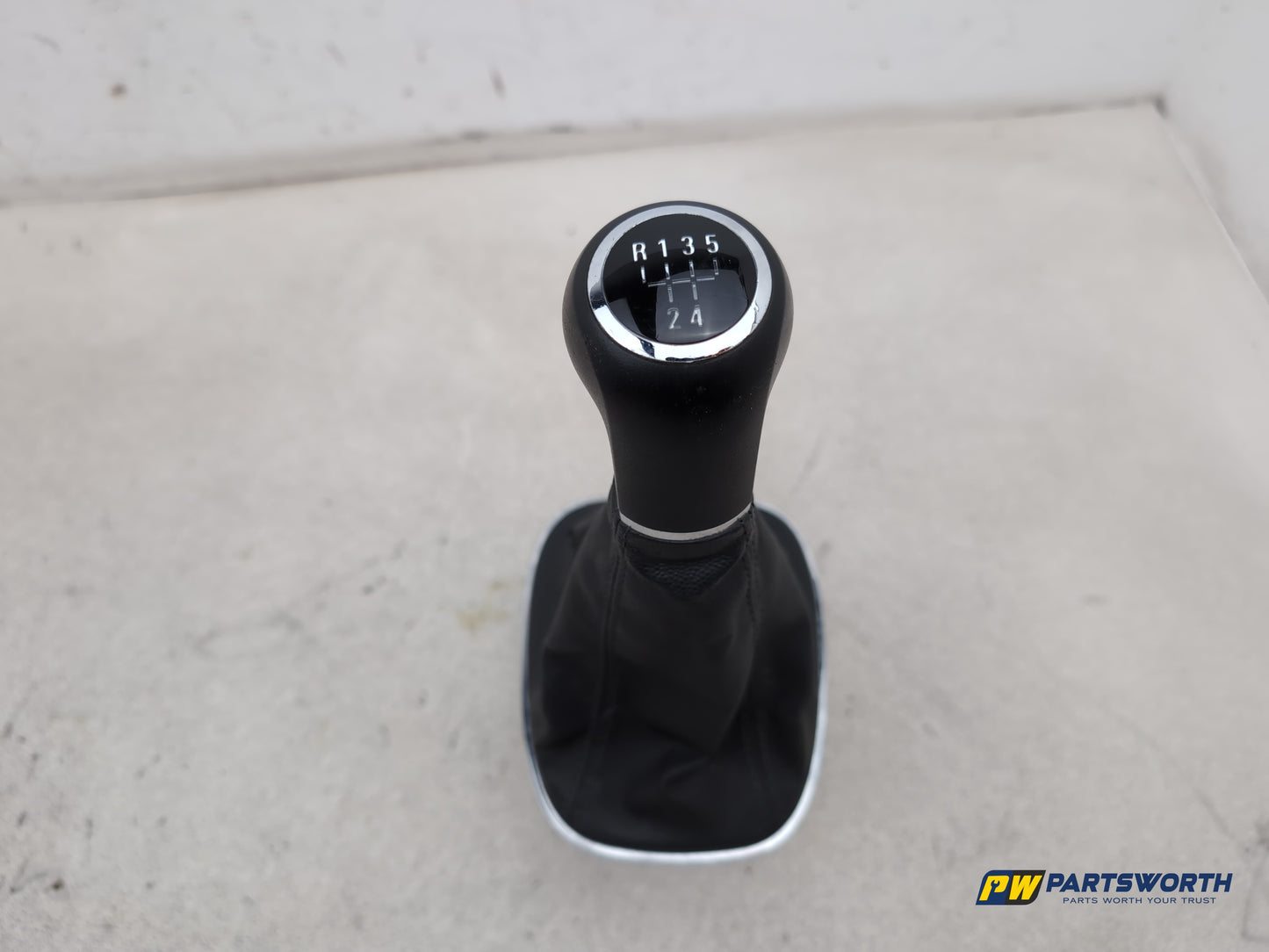 Vauxhall Corsa Se Gear Lever Gaiter And Knob 2006-2014