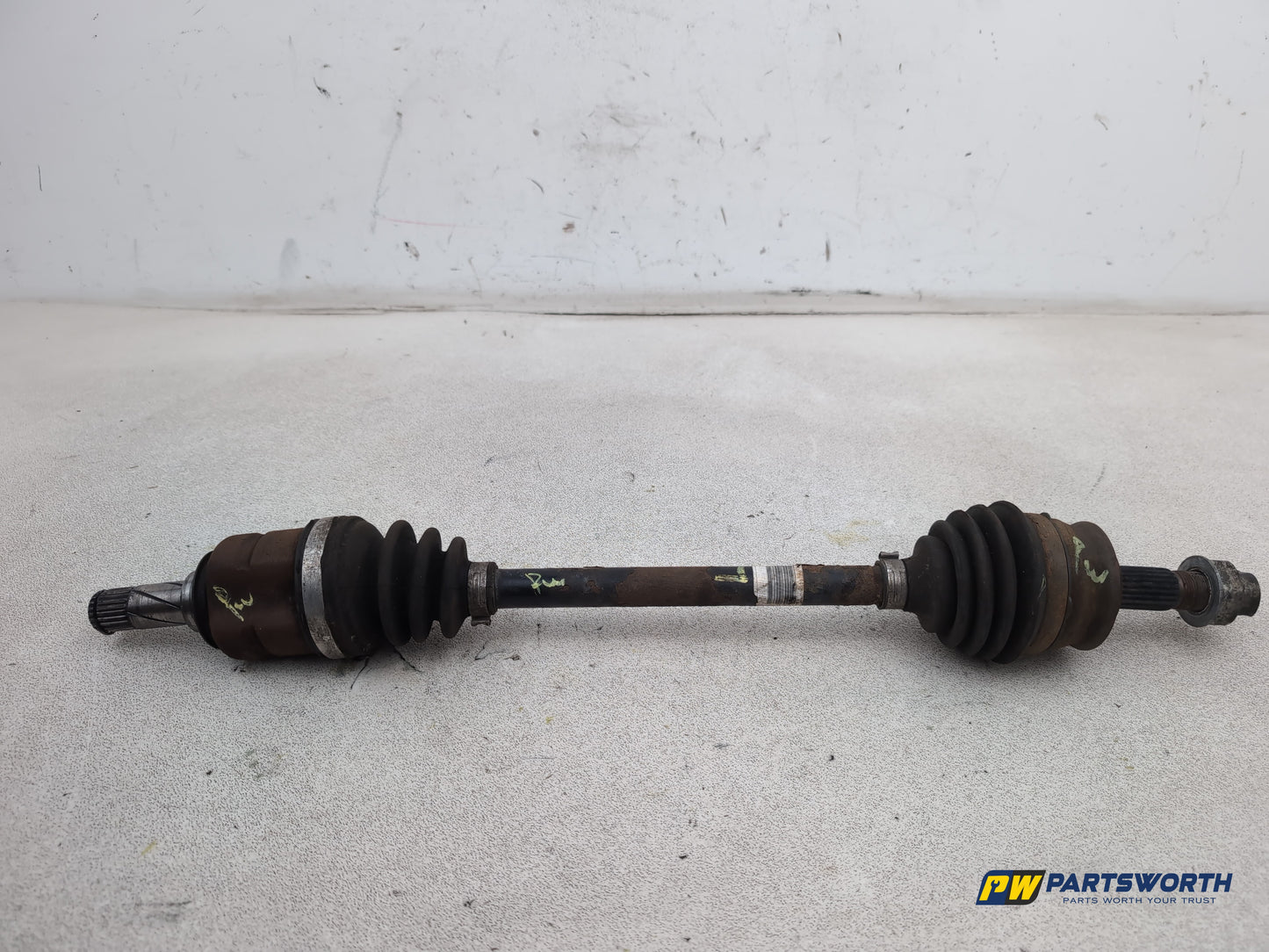 Vauxhall Corsa Se 1.2l Petrol Driveshaft Front Lh Passenger Side 2006-2014 - photo 7
