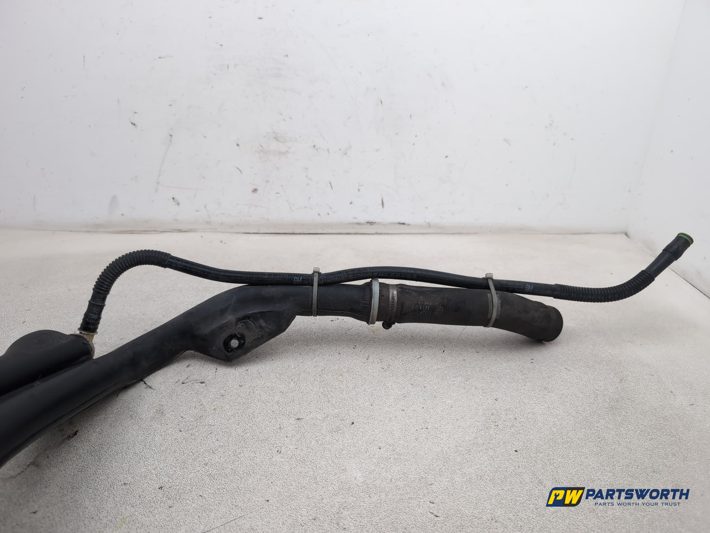 Vauxhall Corsa Se 1.2l Petrol Fuel Filler Neck 13216653 2006-2014 - photo 7