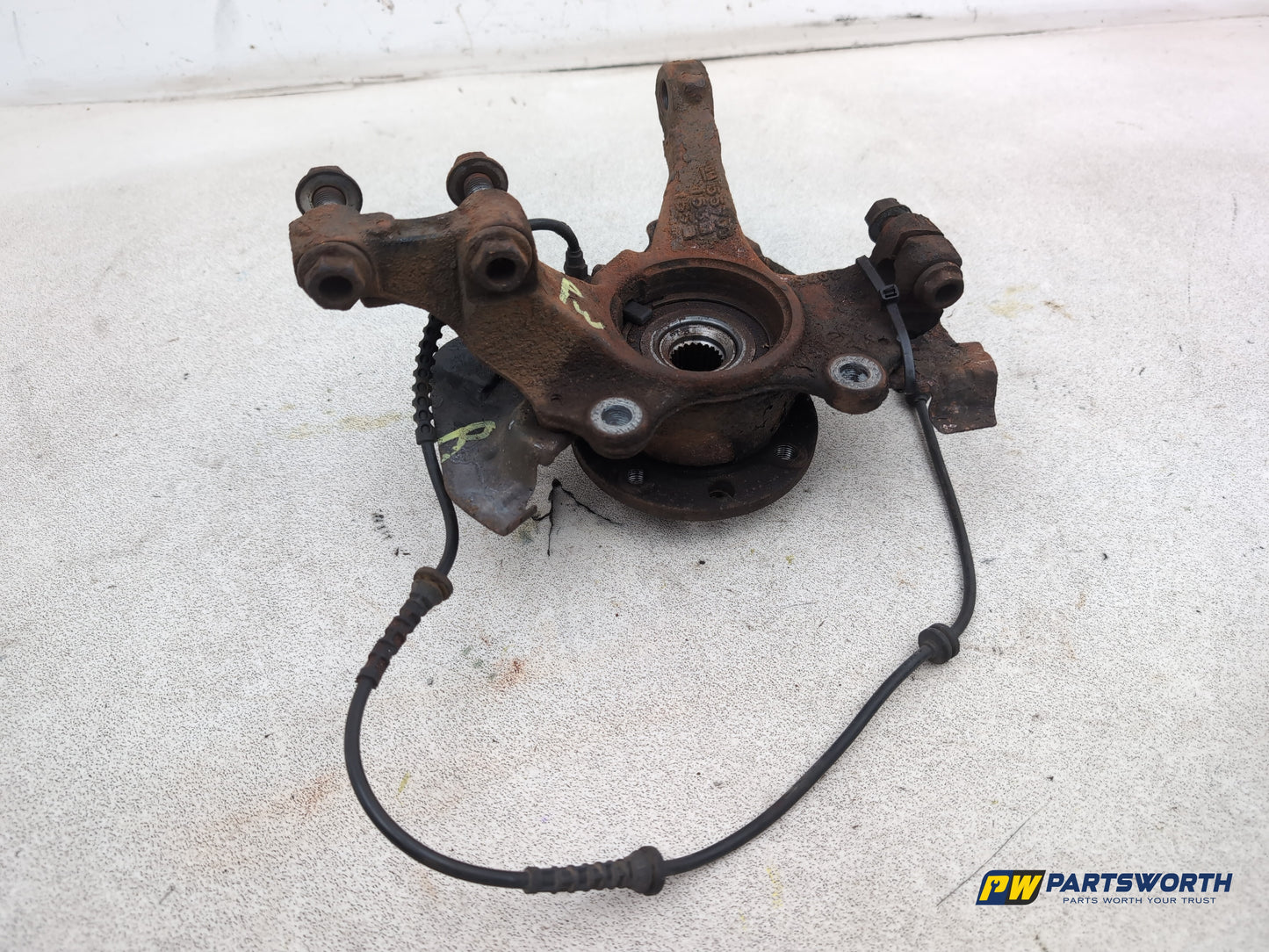 Vauxhall Corsa Se Wheel Hub Front Rh Driver Side 2006-2014