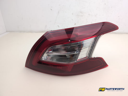 Peugeot 308 Allure Blue Hdi Lamp Assembly Rear Rh Driver Side 9677817580