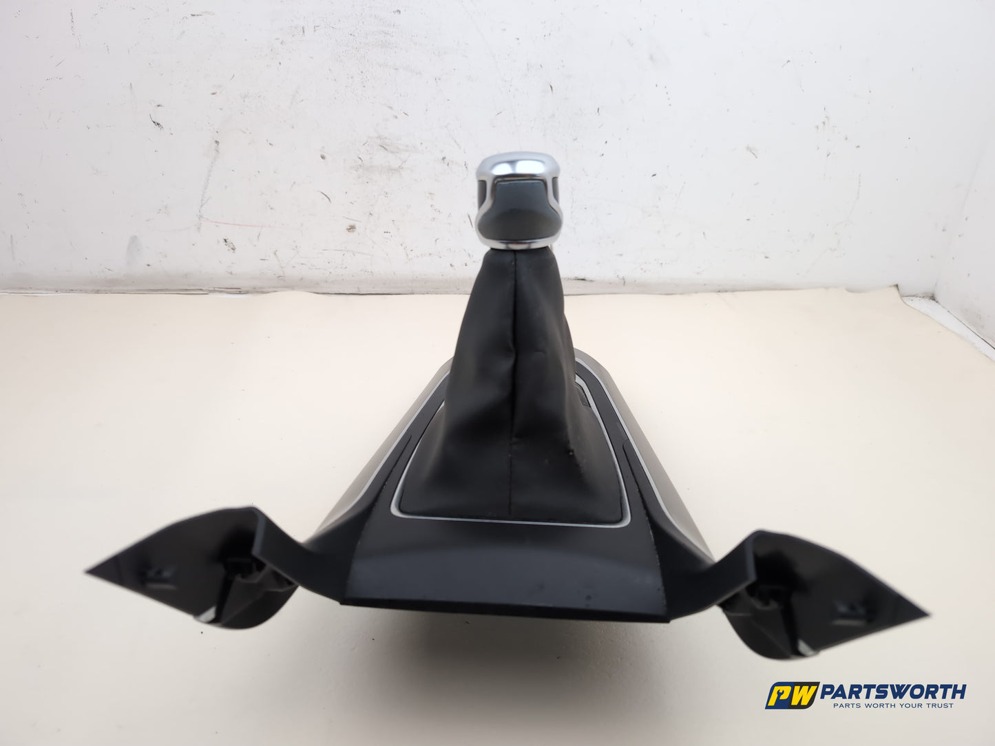 Peugeot 308 Allure Blue Hdi Centre Console Trim With Gear Shif Gaiter And Knob - photo 7